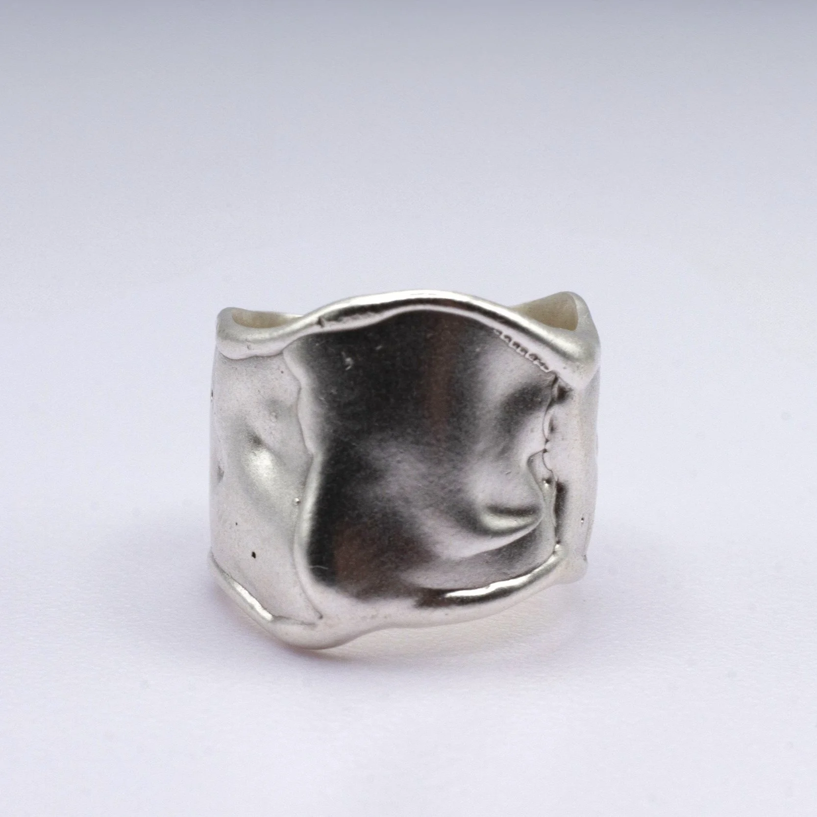 Knuckle Band Ring