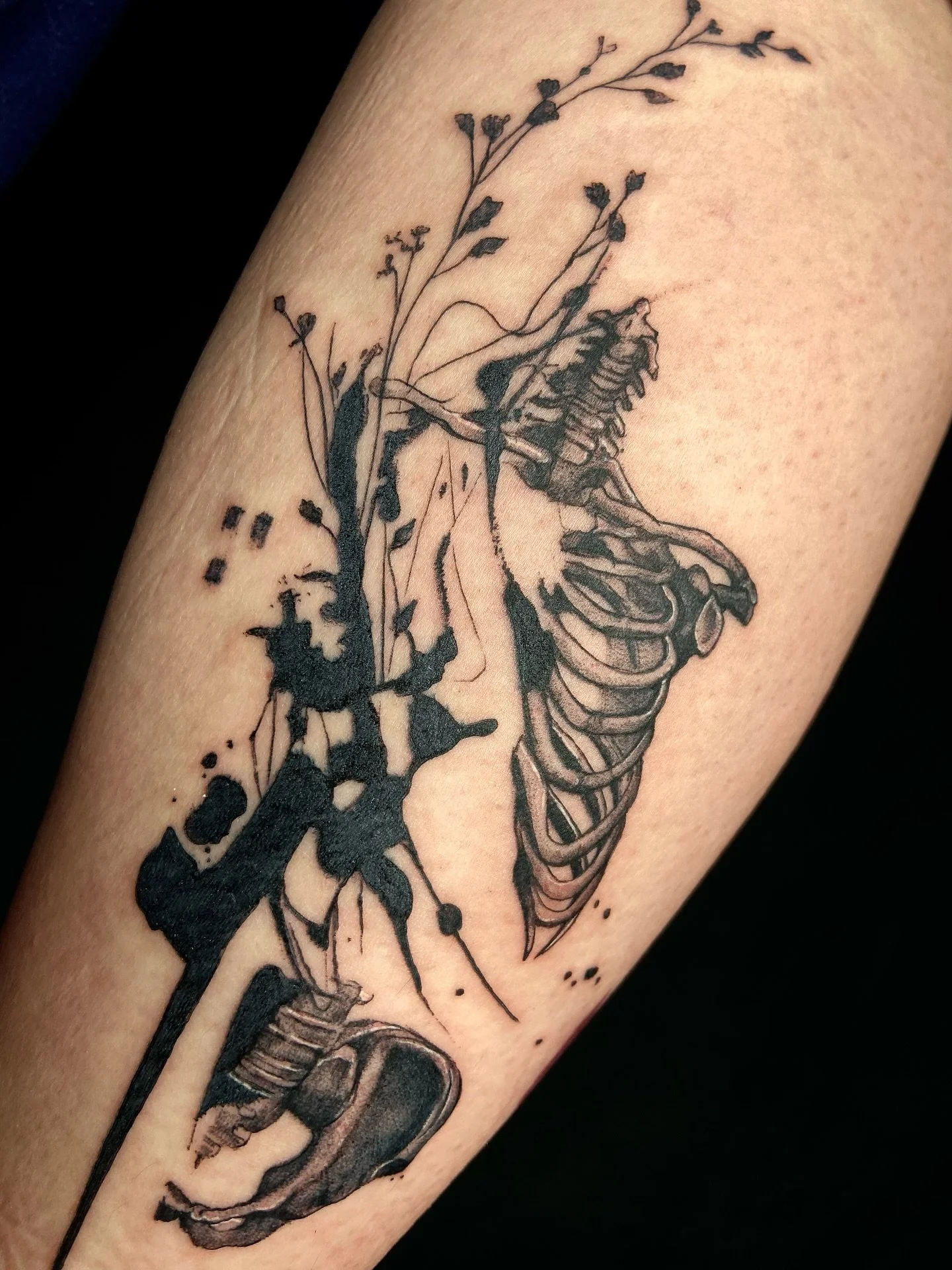 &ldquo;Fall apart&rdquo; 
MORE STUFF LIKE THIS PLEASE&rsquo; 🙏
Thank you so much S for jumping on aboard with this tattoo!