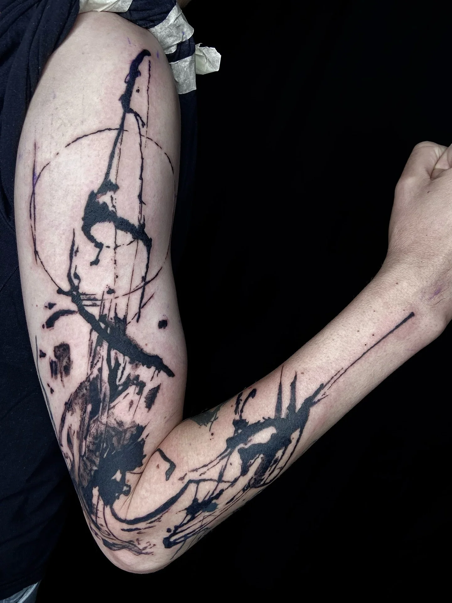 &ldquo;Layers of optimism&rdquo;
Wanted to take a new approach by playing with gray washes to create a more debt layered tattoo concept. Can&rsquo;t wait for it to heal to see how the shades turn out. 

Thank you @jarkkoheilioe for trusting me with t