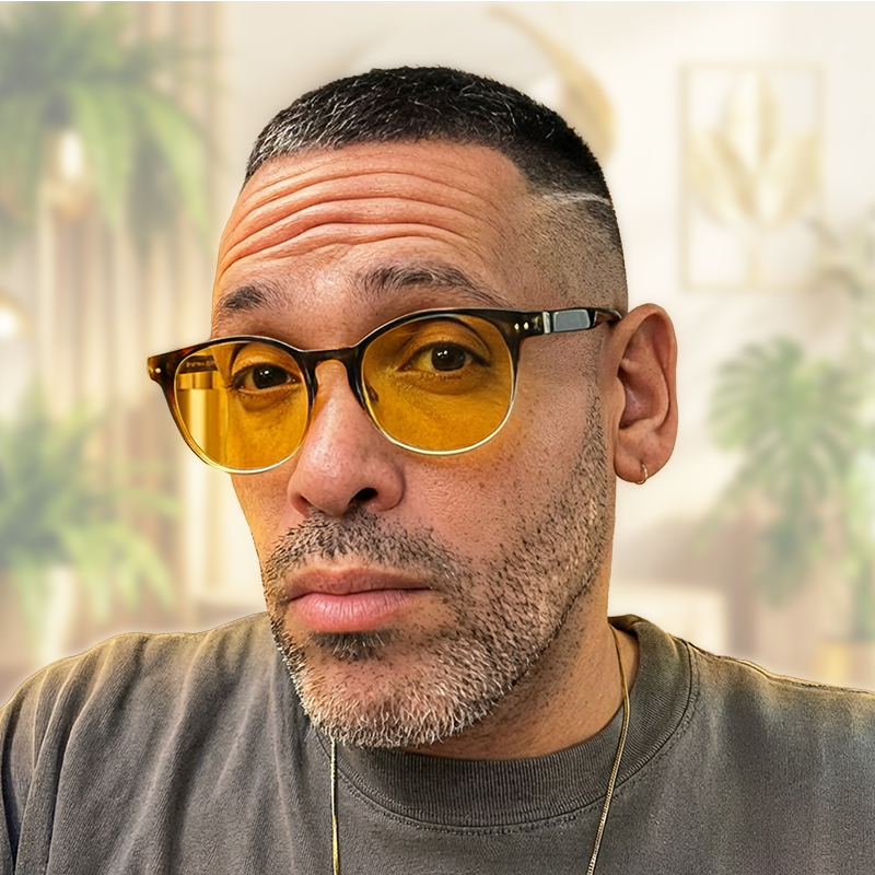 Stephen Ferreira Barbering