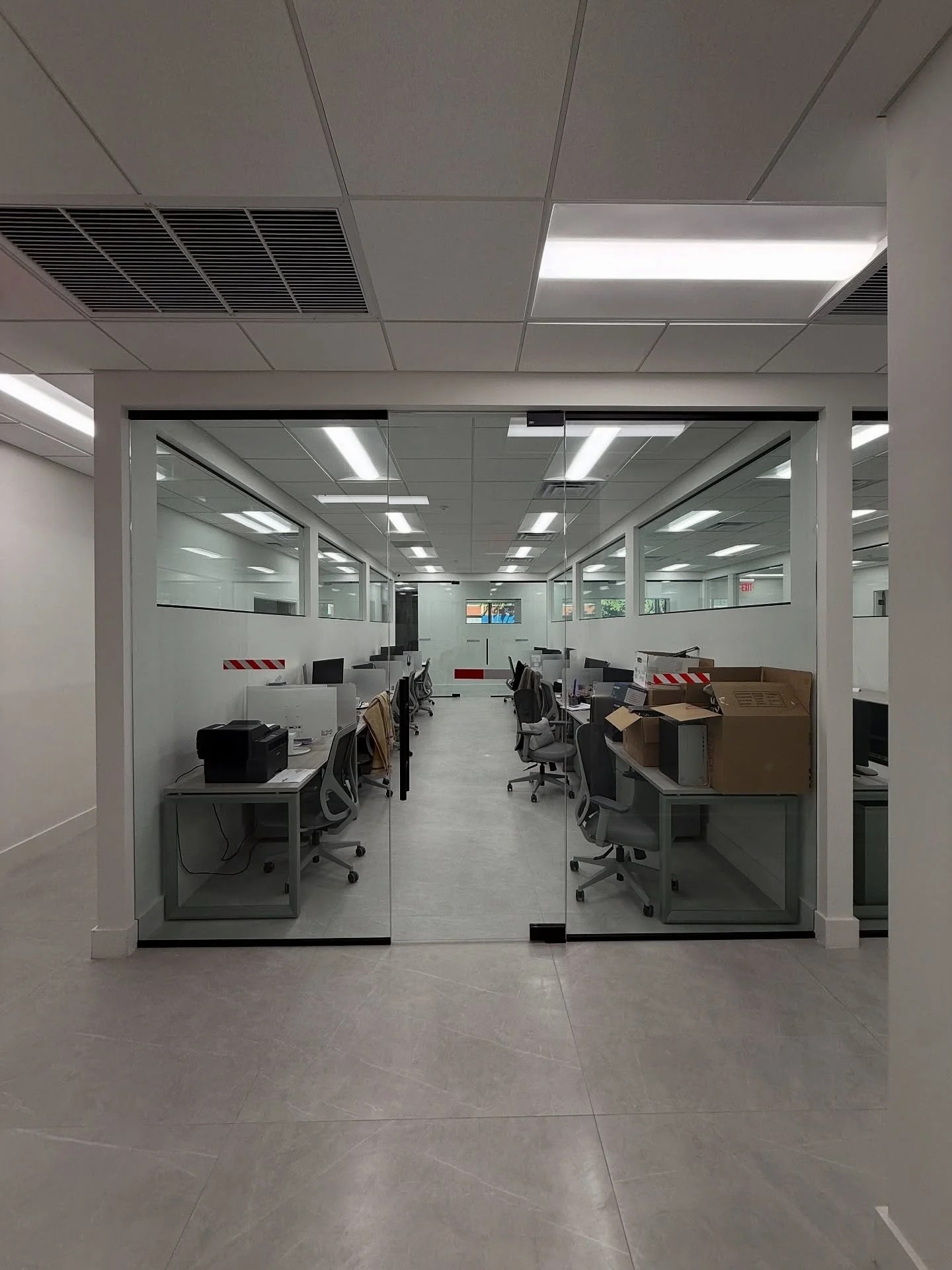 Post-construction cleanup for a law firm ⚖️✨
We turned dust and debris into a polished, professional workspace&mdash;ready for business.

#PostConstructionCleaning #LawFirmClean #CommercialCleaning #CleanaPro #OfficeReady