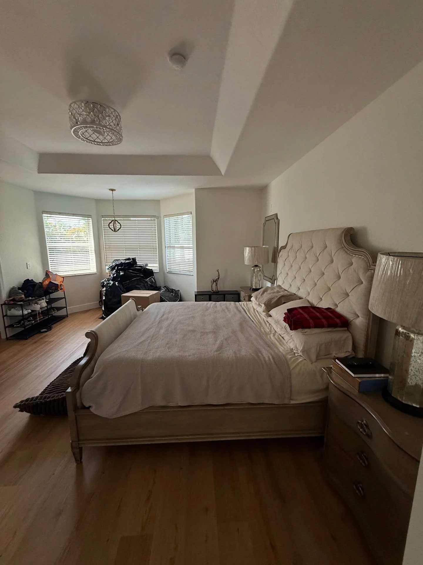 General cleaning done right 💪🏽✨
We brought a fresh shine to this beautiful Fort Lauderdale home &mdash; every room cleaned with care and attention.

#FortLauderdale #GeneralCleaning #HouseCleaning #CleanaPro #CleanSpaces