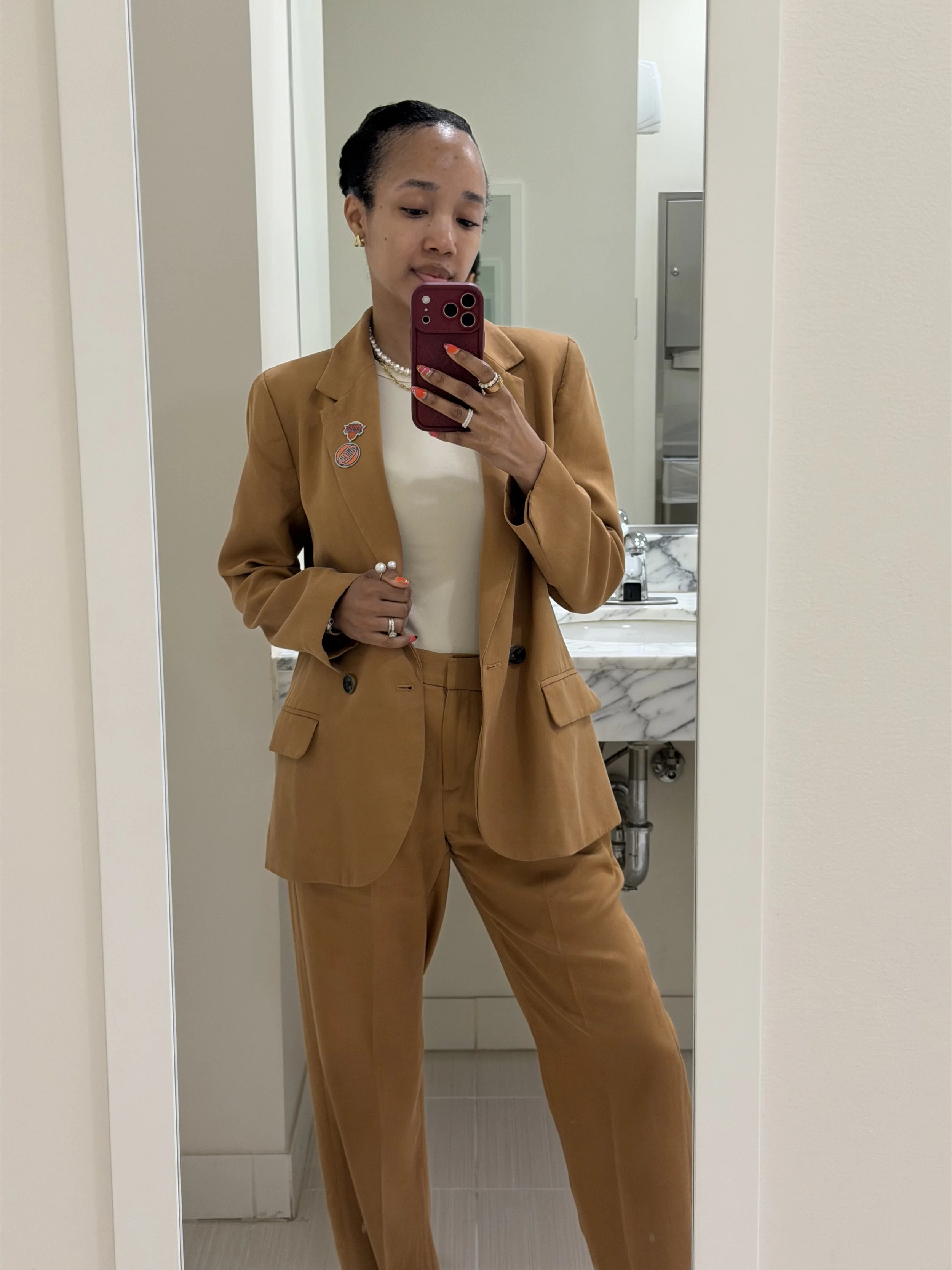 Getting Dressed for the Office When You’re Petite