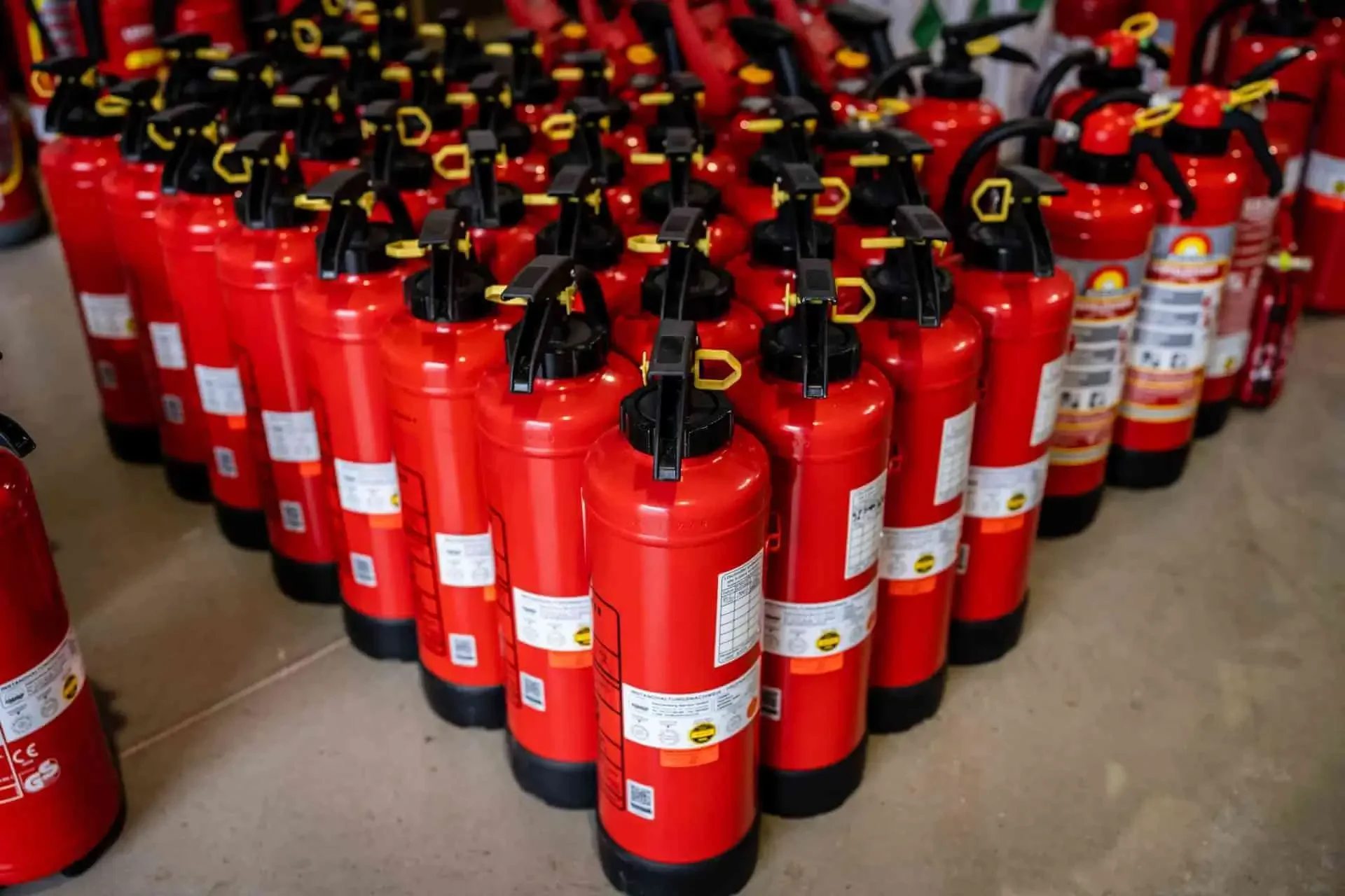 Hahnenberg-Service-GmbH-Brandschutztechnik-Pulvermanni-Feuerloescher-1.FotoHeader.webp