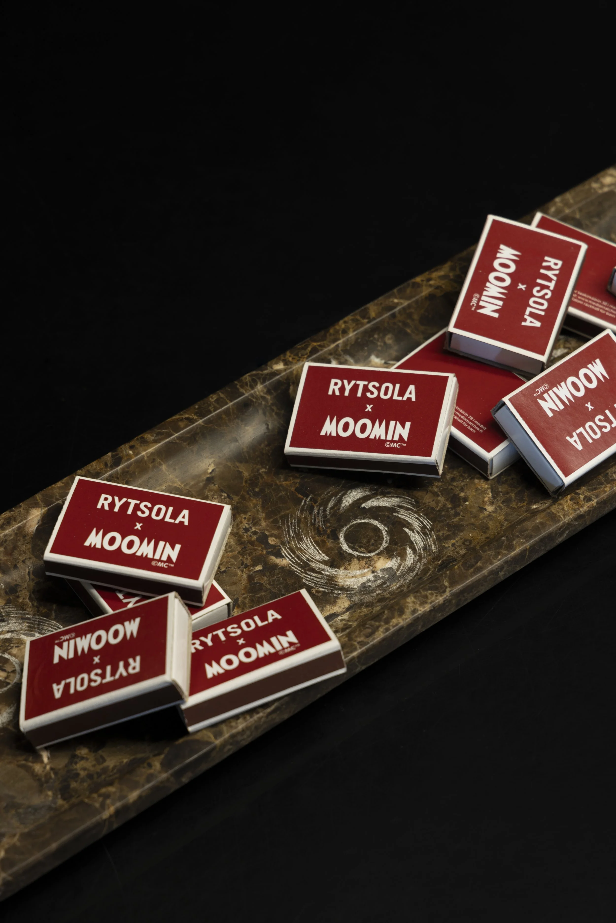 RYTSOLA x MOOMIN_Tray L_7.JPG