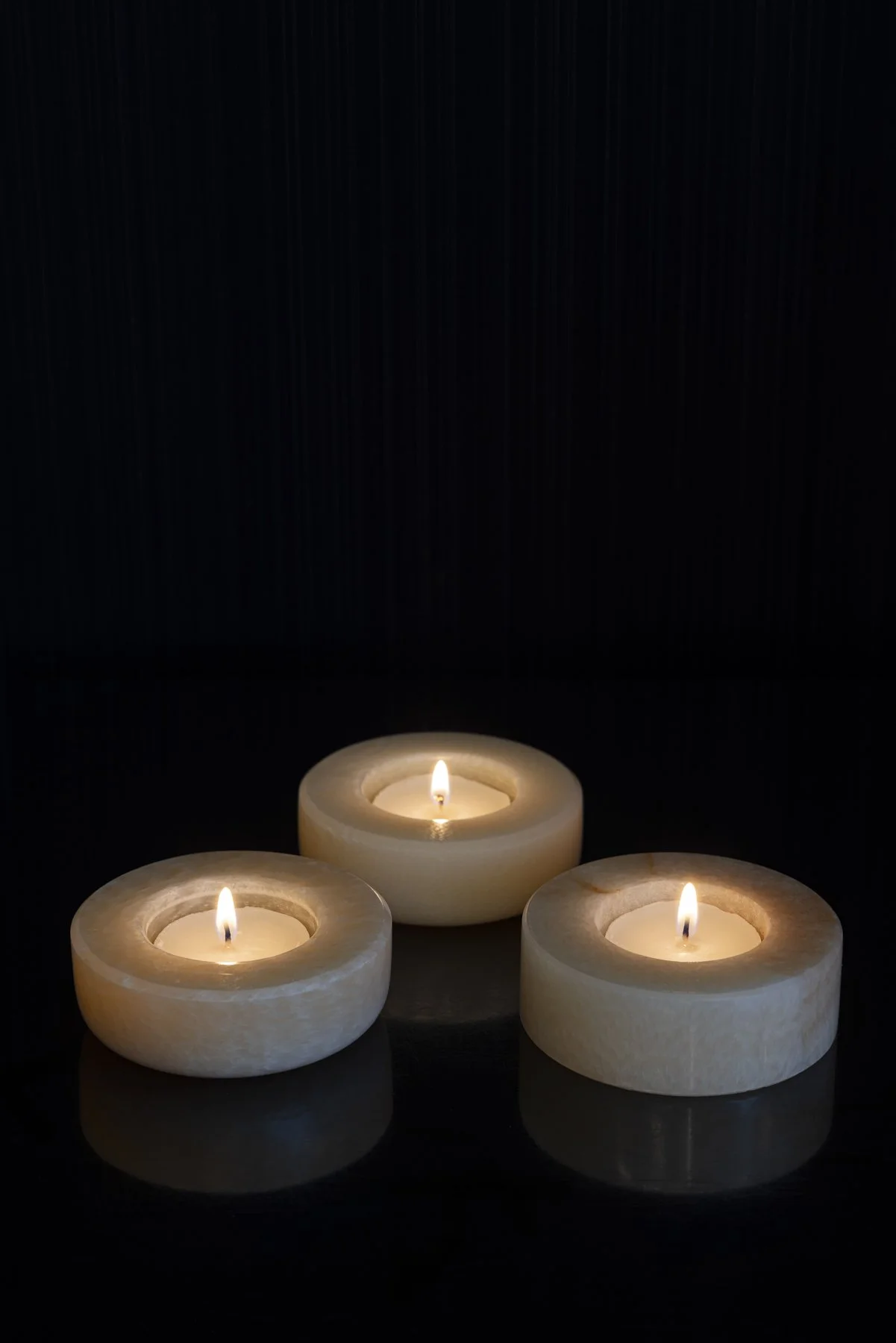 Rytsola Collections_Aura Candle Holder_9.JPG