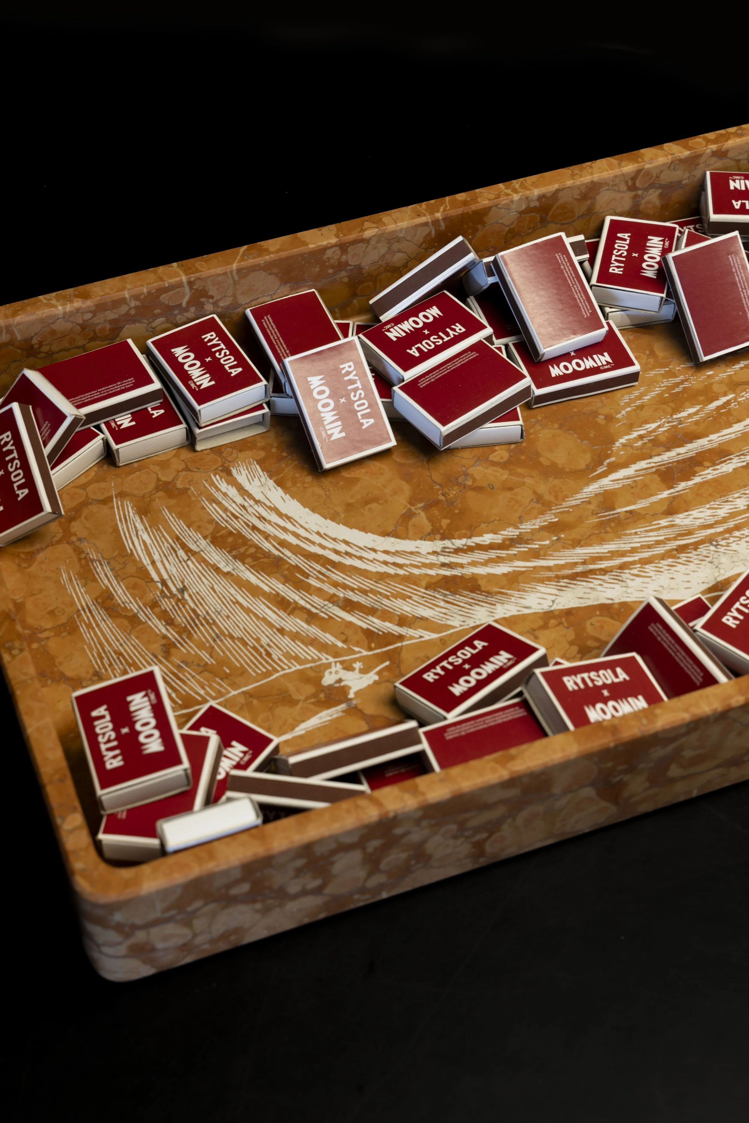 RYTSOLA x MOOMIN_Serving Tray_8.JPG