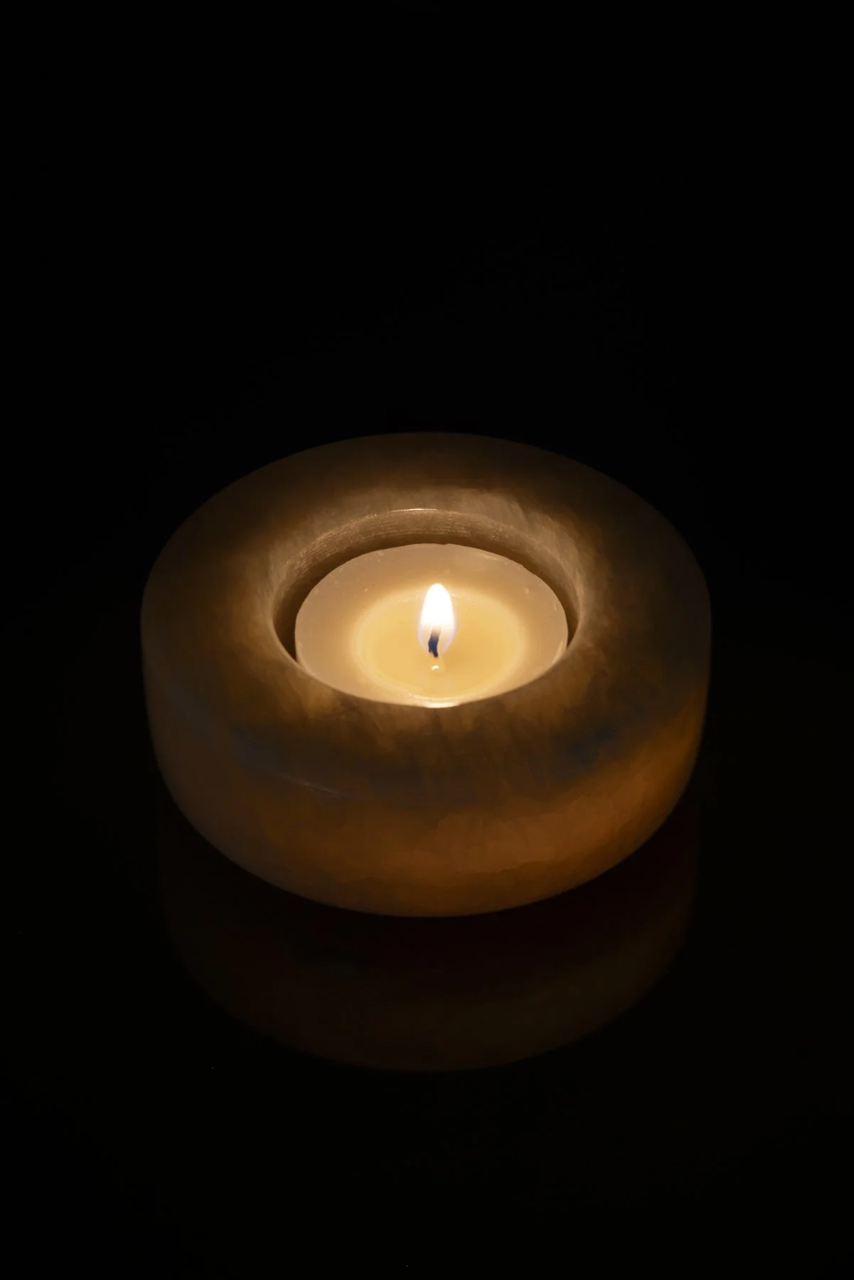 Rytsola Collections_Aura Candle Holder_7.JPG