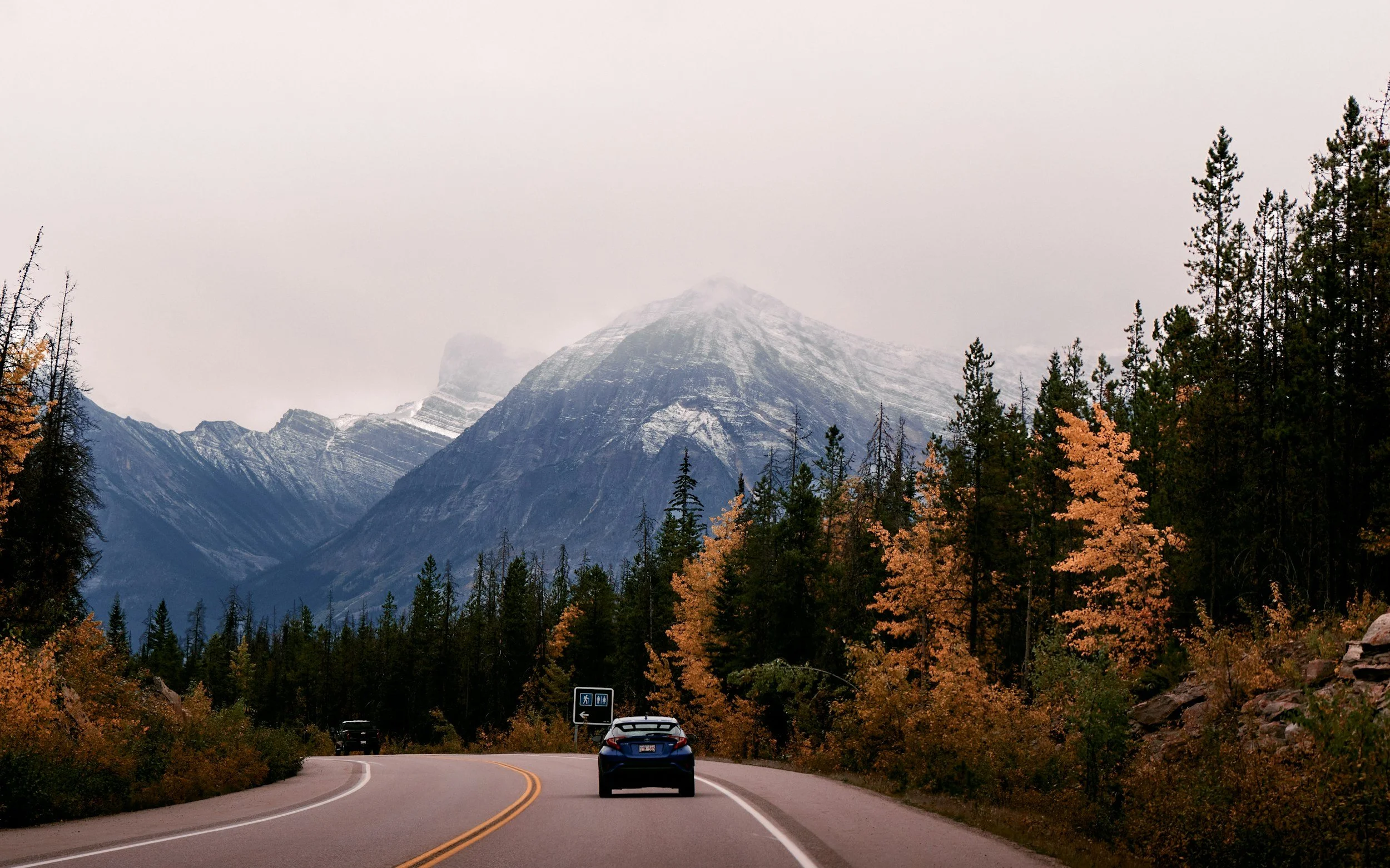 Banff to Jasper: Why Icefields Parkway Is the Ultimate Canadian Rockies Experience
