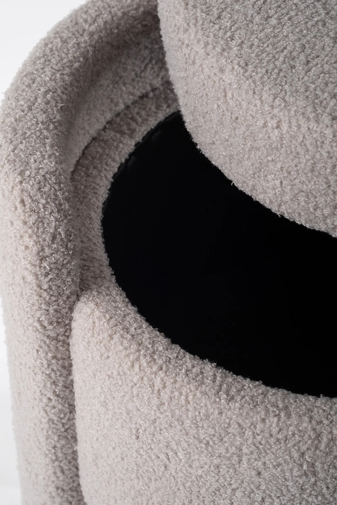 RM Cassian Grey Storage Macro.jpg