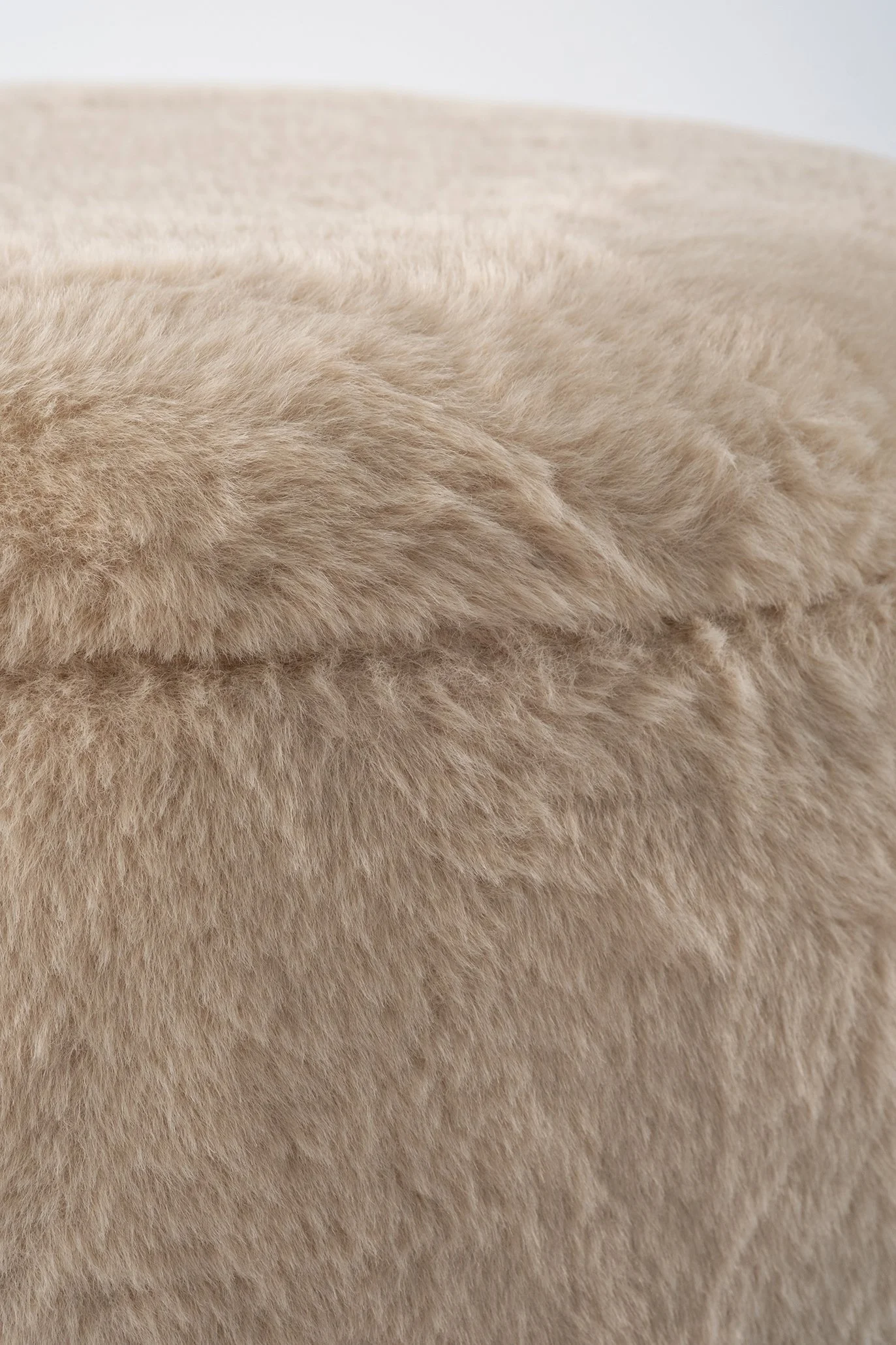 RM Neptune Beige Seat Macro.jpg