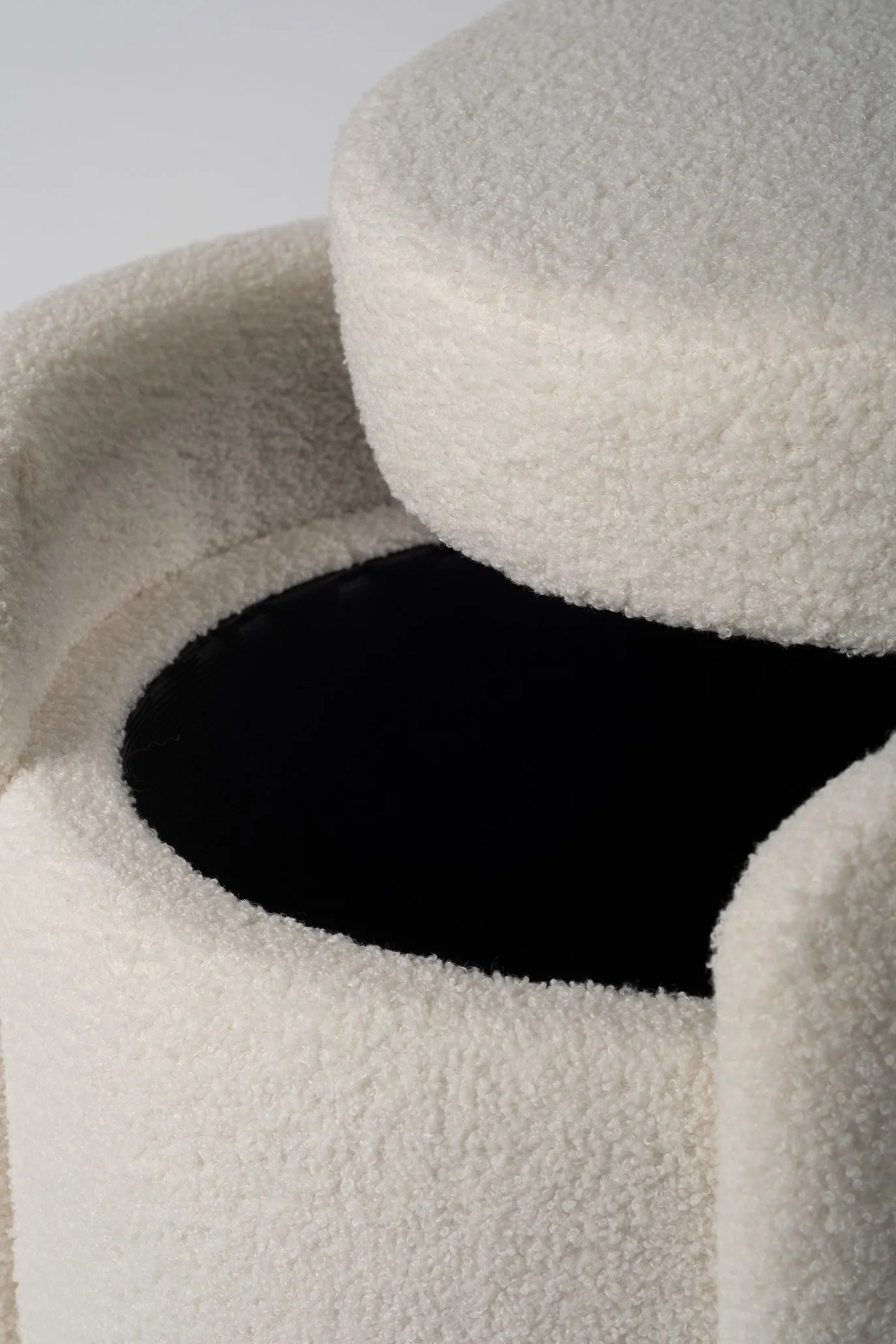 RM Cassian White Storage Macro.jpg