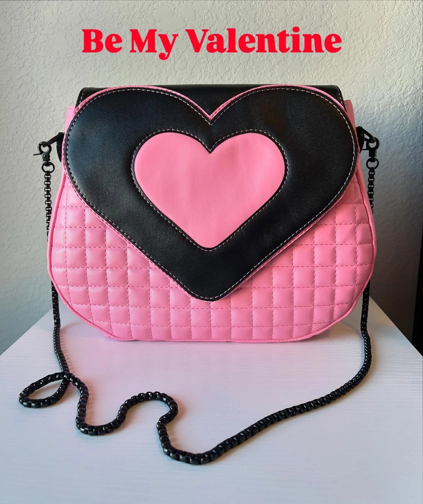 **SOLD**

#bishascreations #valentine #valentinesday #love #heart #pink #handmade #giftsforher #giftsforthem