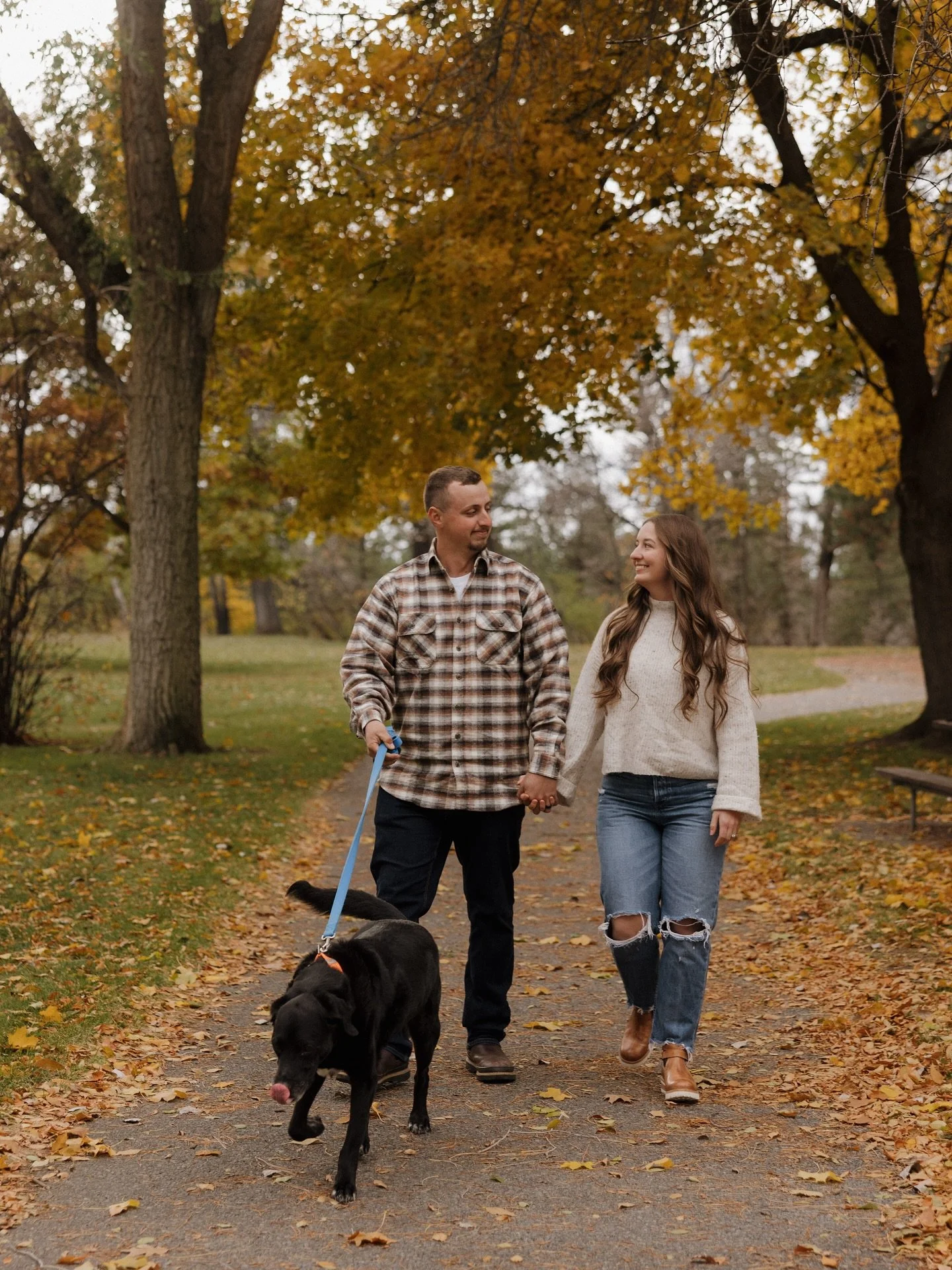 Some of my favorites from weekend one of fall minis 🍂🍁
.
.
.
.
#fall #fallphotoshoot #pnwfall #spokanephotographer #idahophotographer #fallminisessions #falloutfit #fallcolors