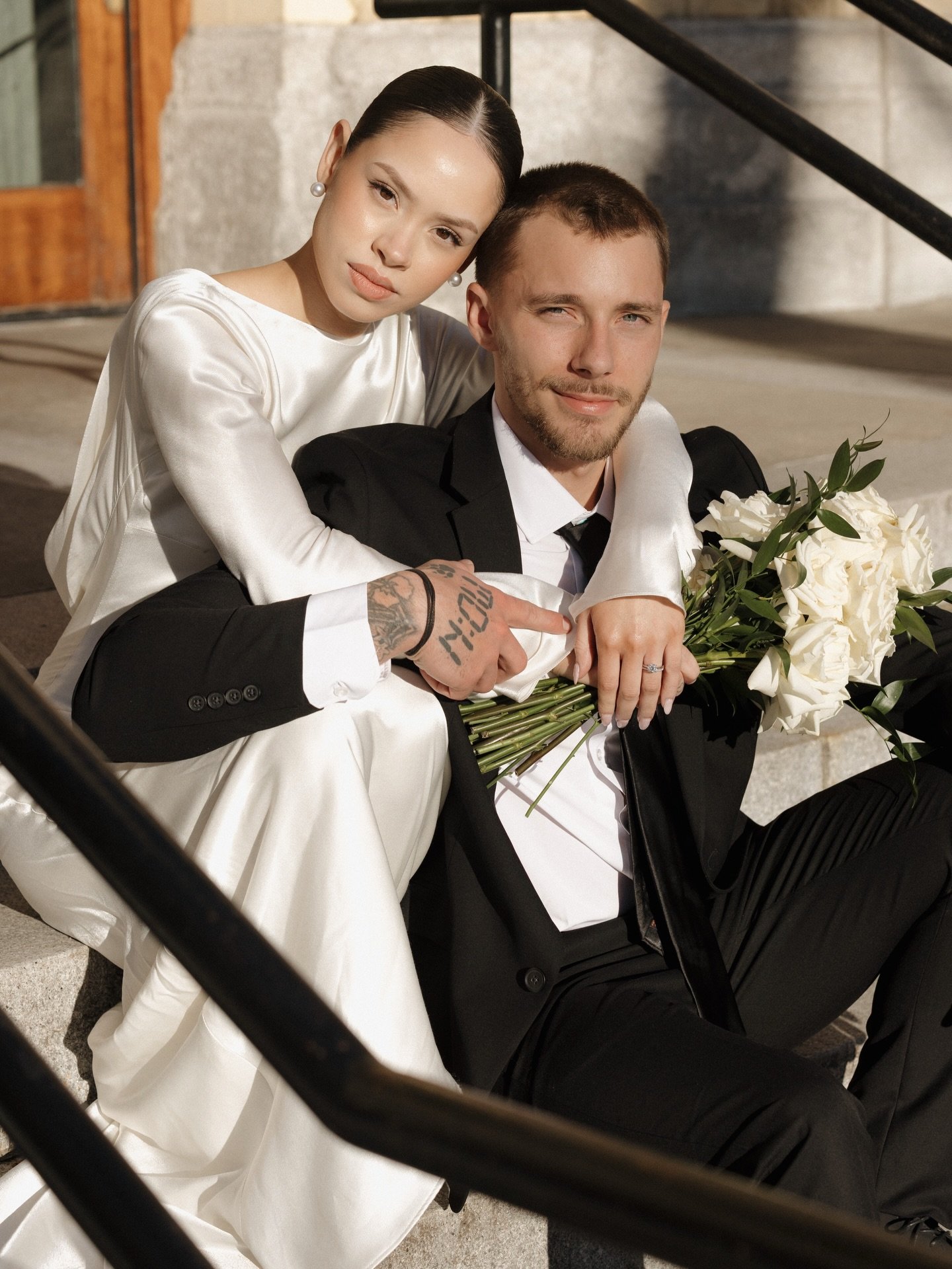 Direct sun >>>>>>> 🤤🤤🤤🤤
.
.
.
.
#pnwphotographer #pnwweddingphotographer #washingtonweddingphotographer #spokanephotographer #weddingvendor