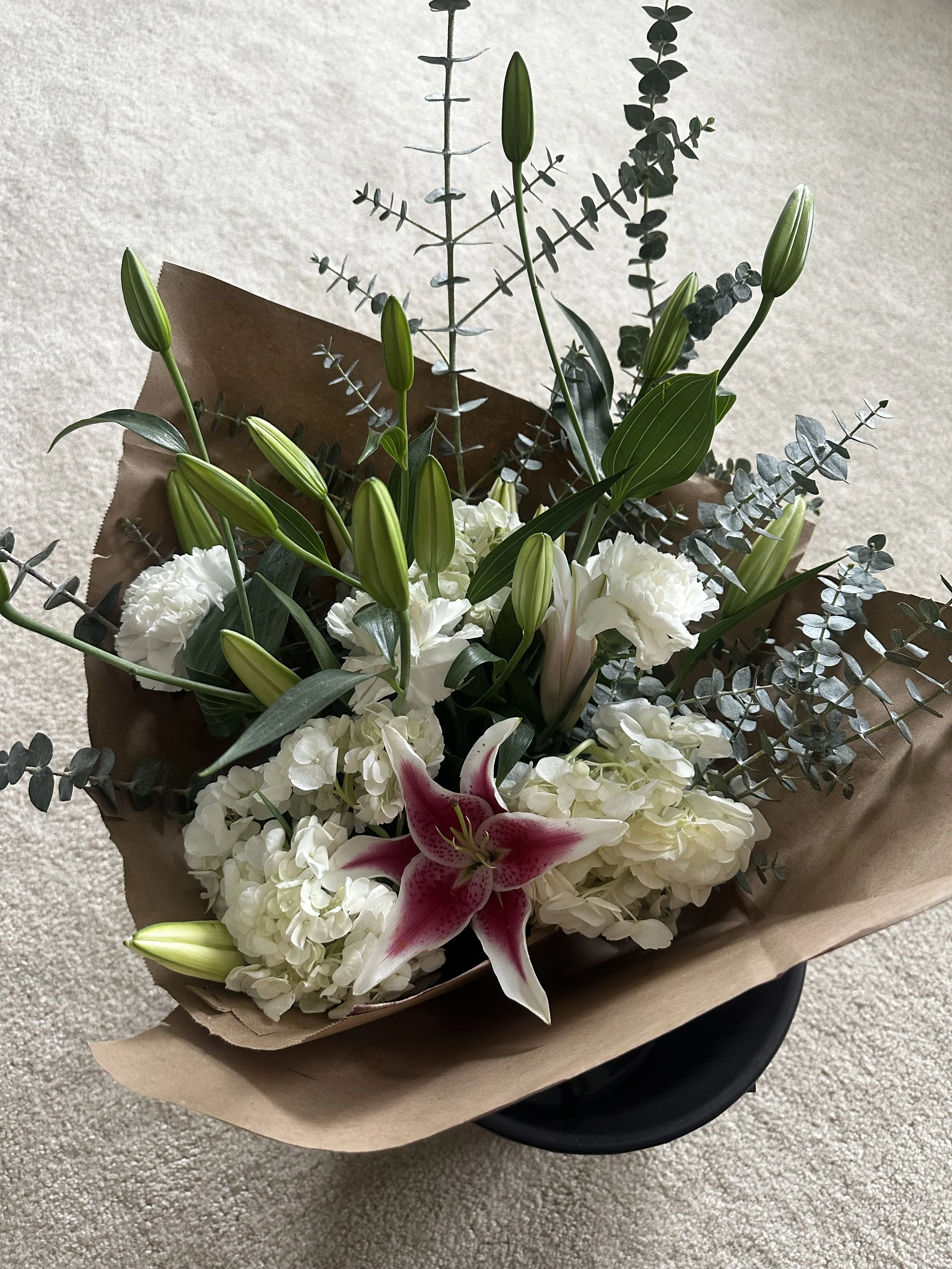 Eros (Small Bouquet)