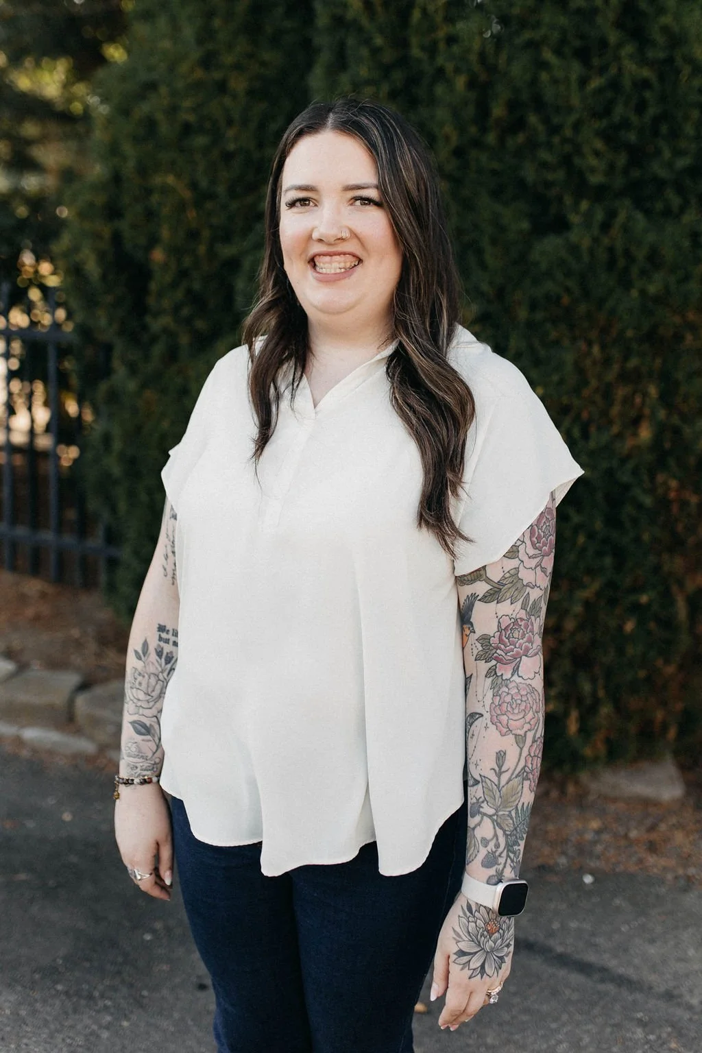Headshot of therapist, Alexis Hahs LMHCA with Lynden Counseling Collective in Lynden Washington