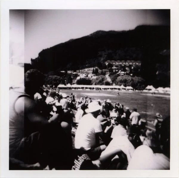 Holga_2010033_b_e.jpg