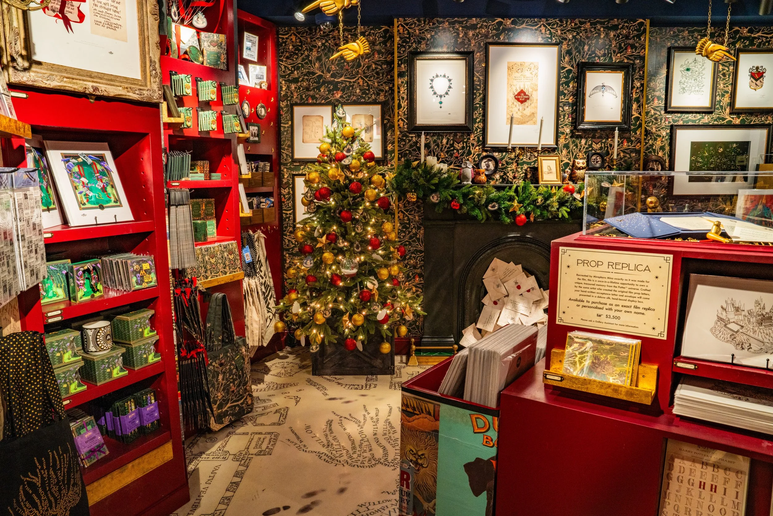 Harry Potter Hogwarts In The Snow Small 10.jpg