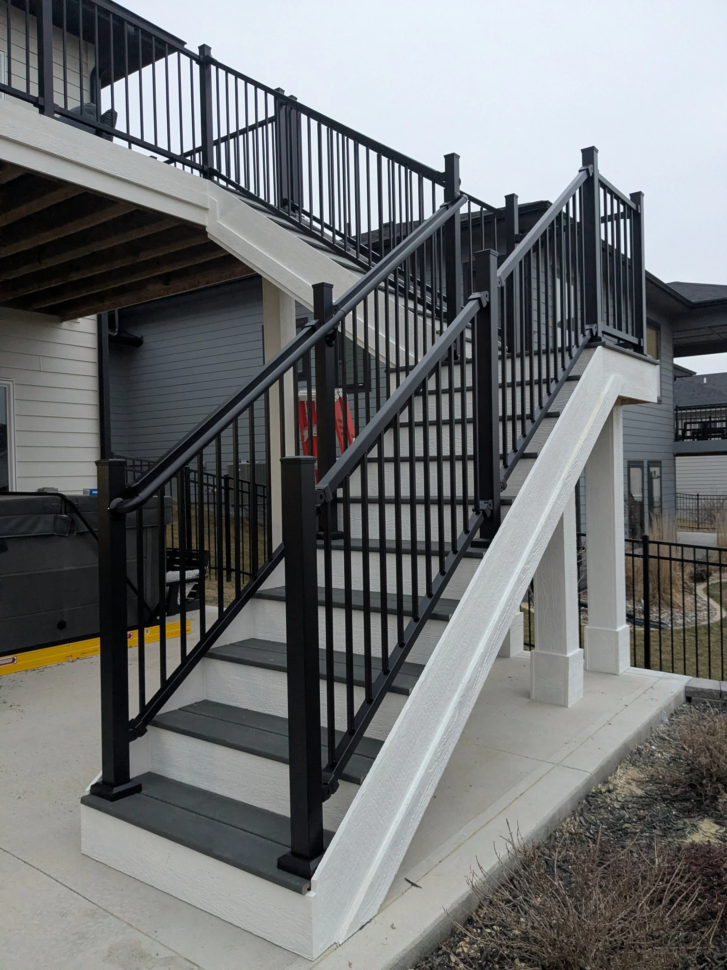 New Stairs to match existing deck!