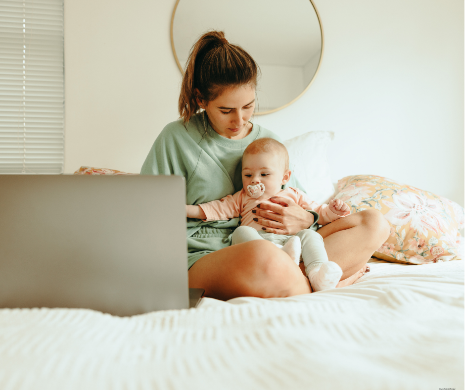 Mother enjoying time with her baby while receiving online perinatal therapy in Florida.