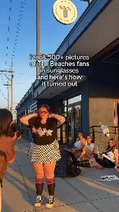 1bd33200217e4ae28e2b2cc36761f804 2 (1).gif