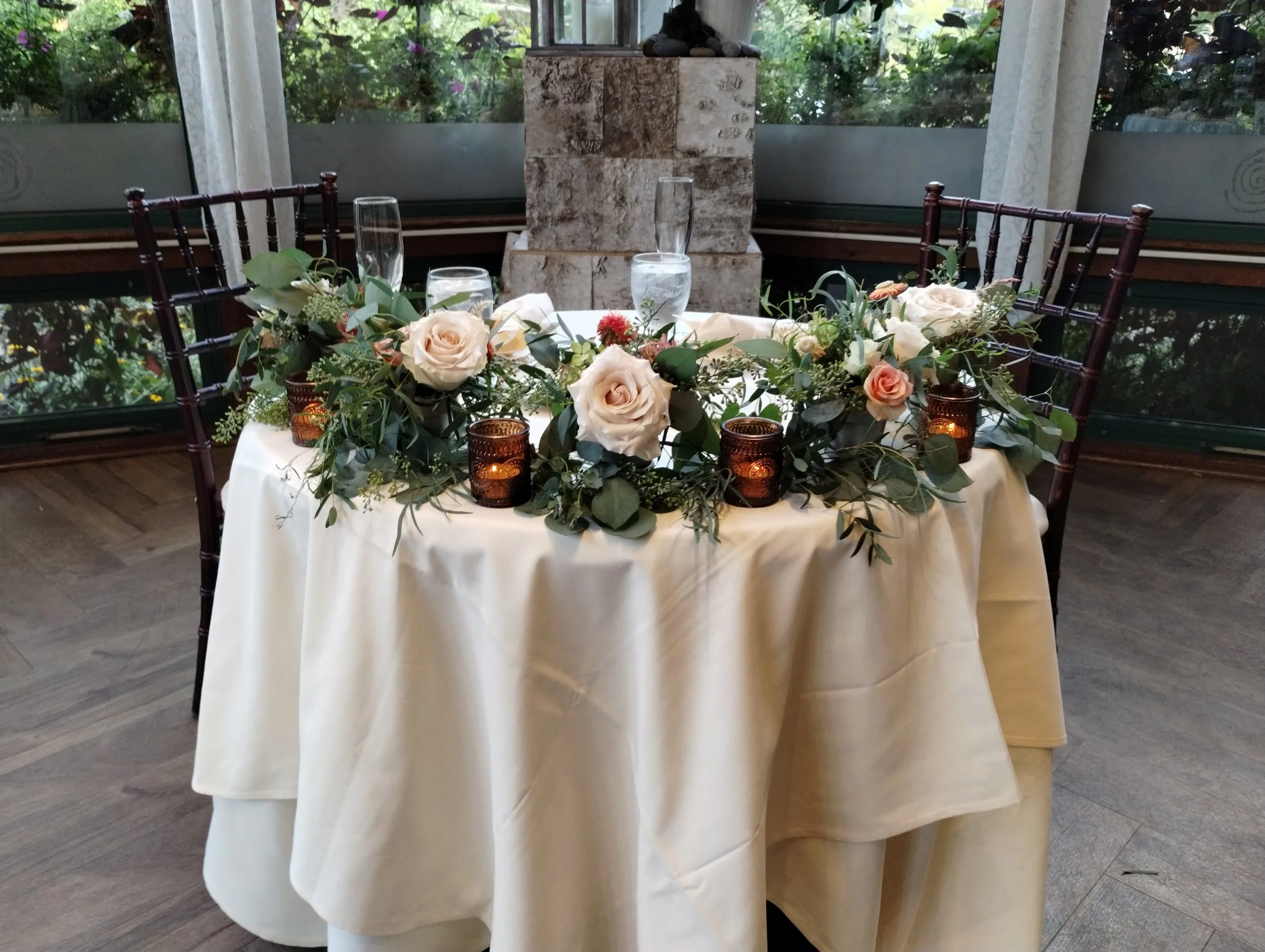 Head table decor
