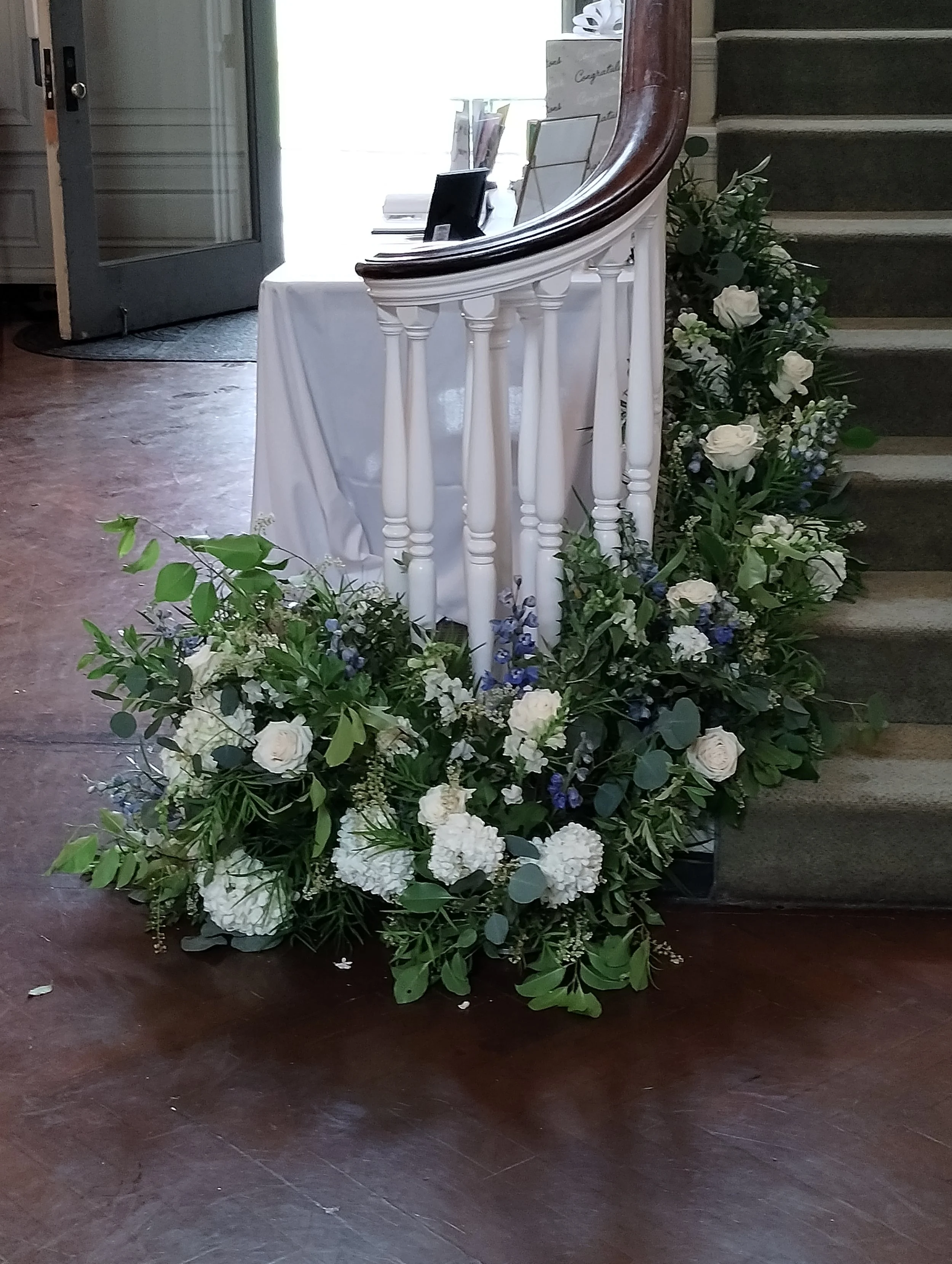 Grand staircase decor