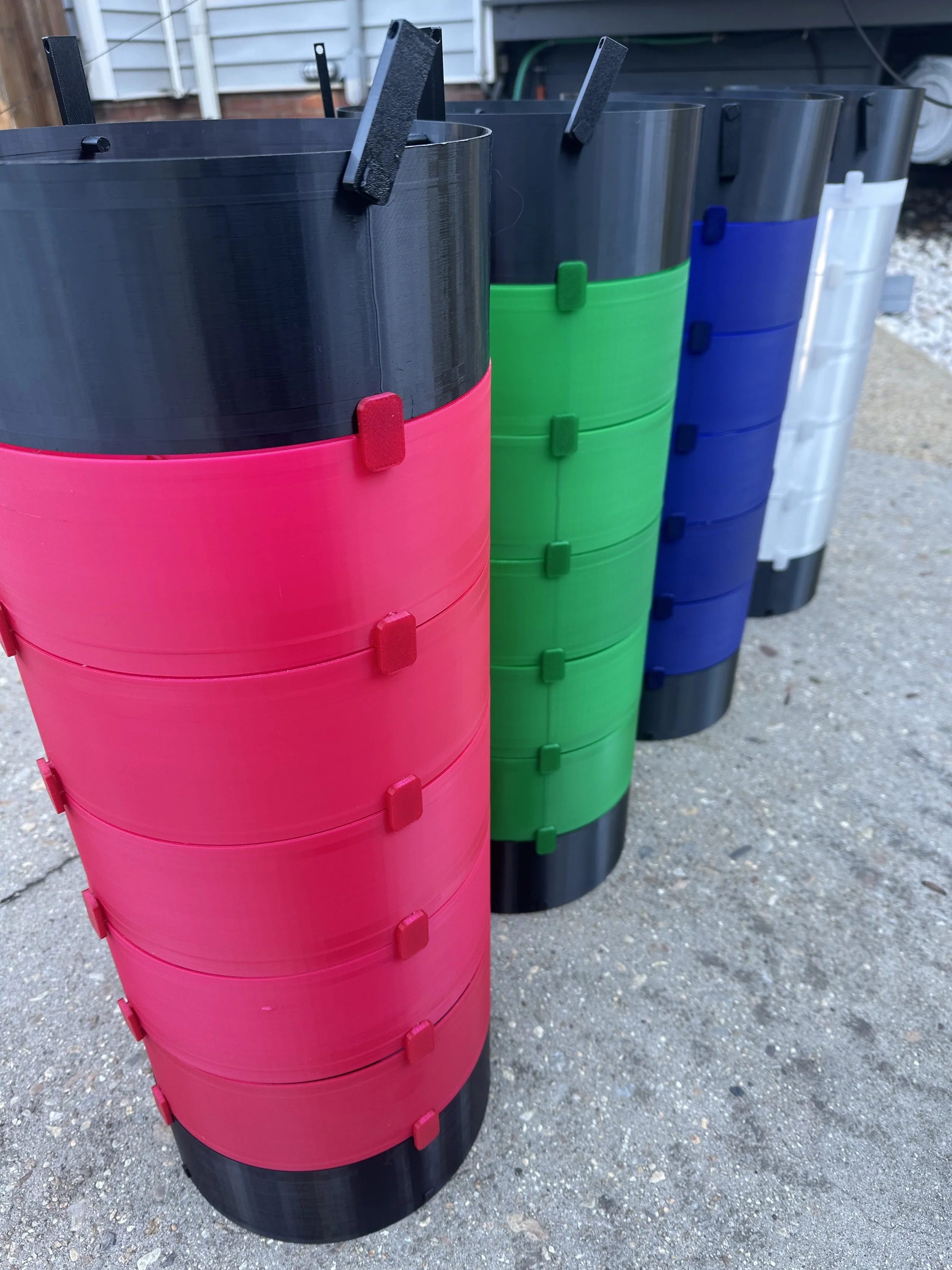 Attached to fixture (OFF) Transparent RED/GREEN/BLUE/CLEAR