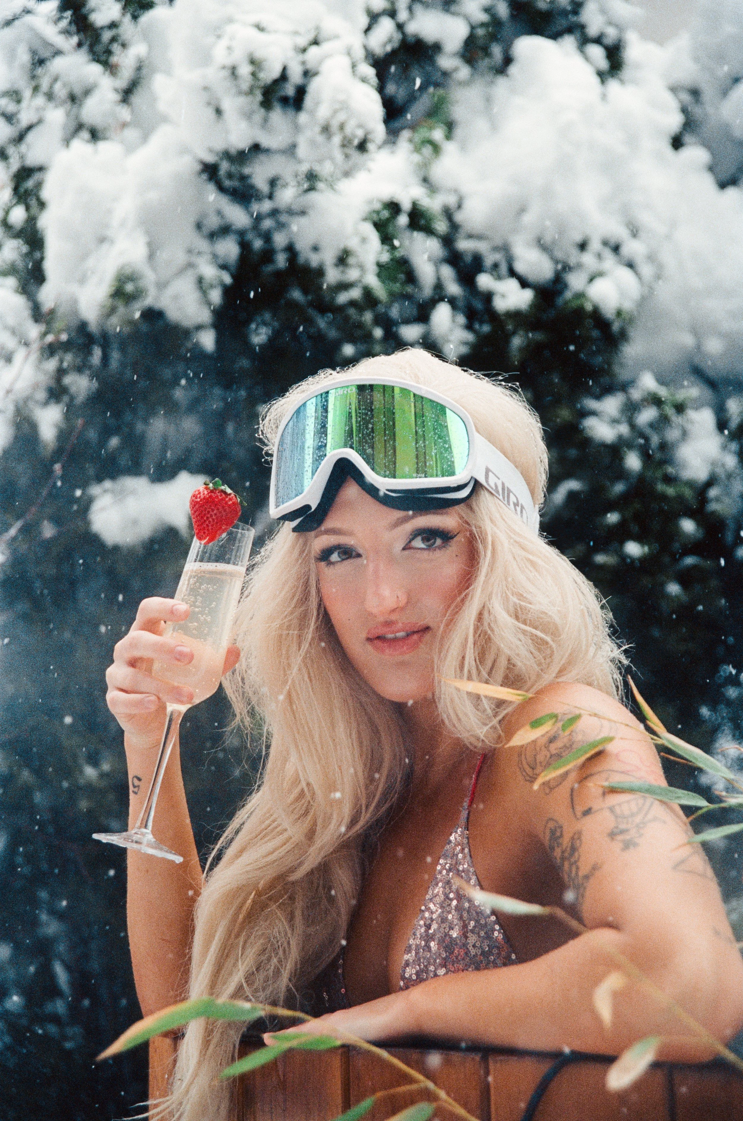 20260223-LDMD-Snow-Bikini-Film-6.jpg
