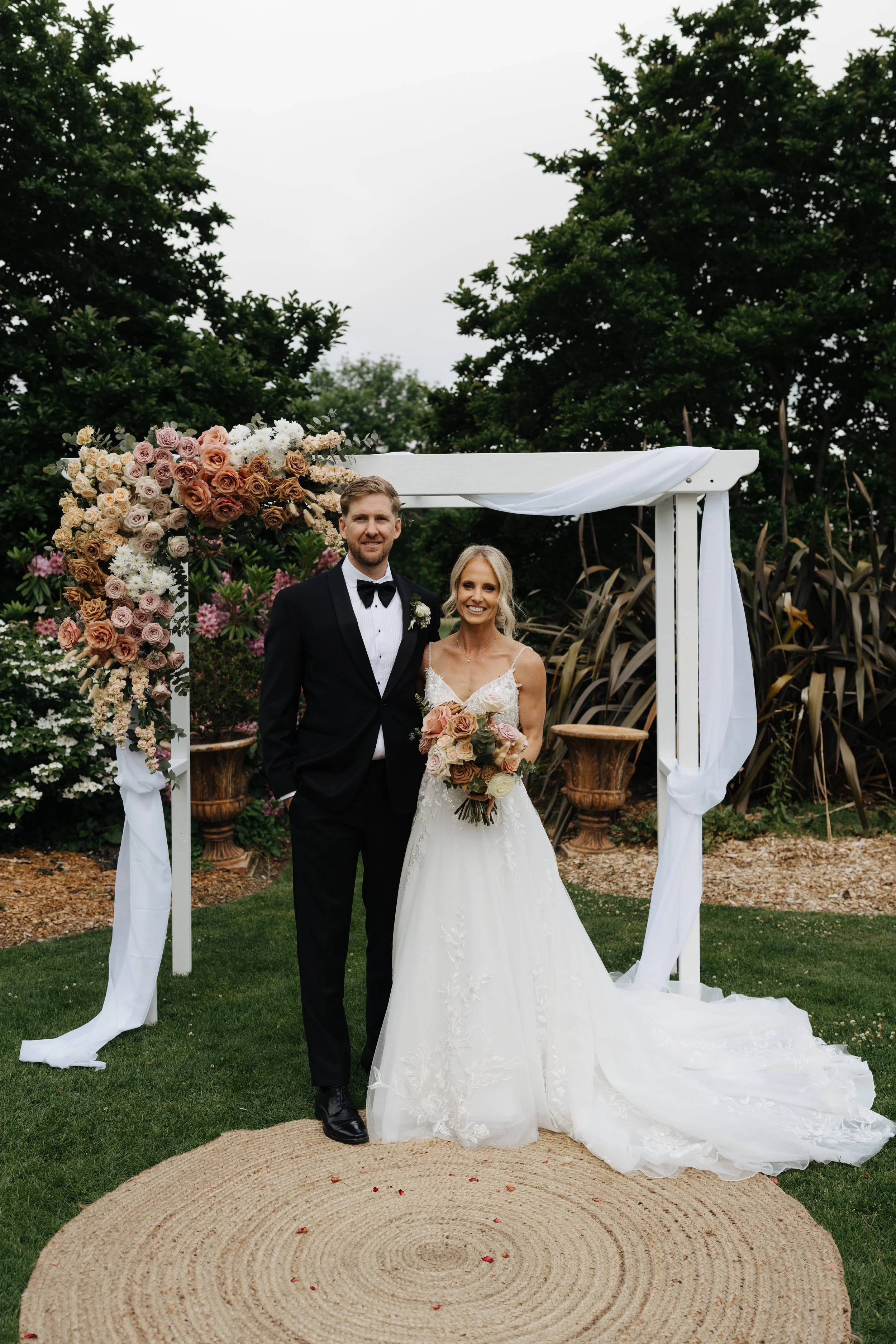 affordable Sydney wedding florist.jpg