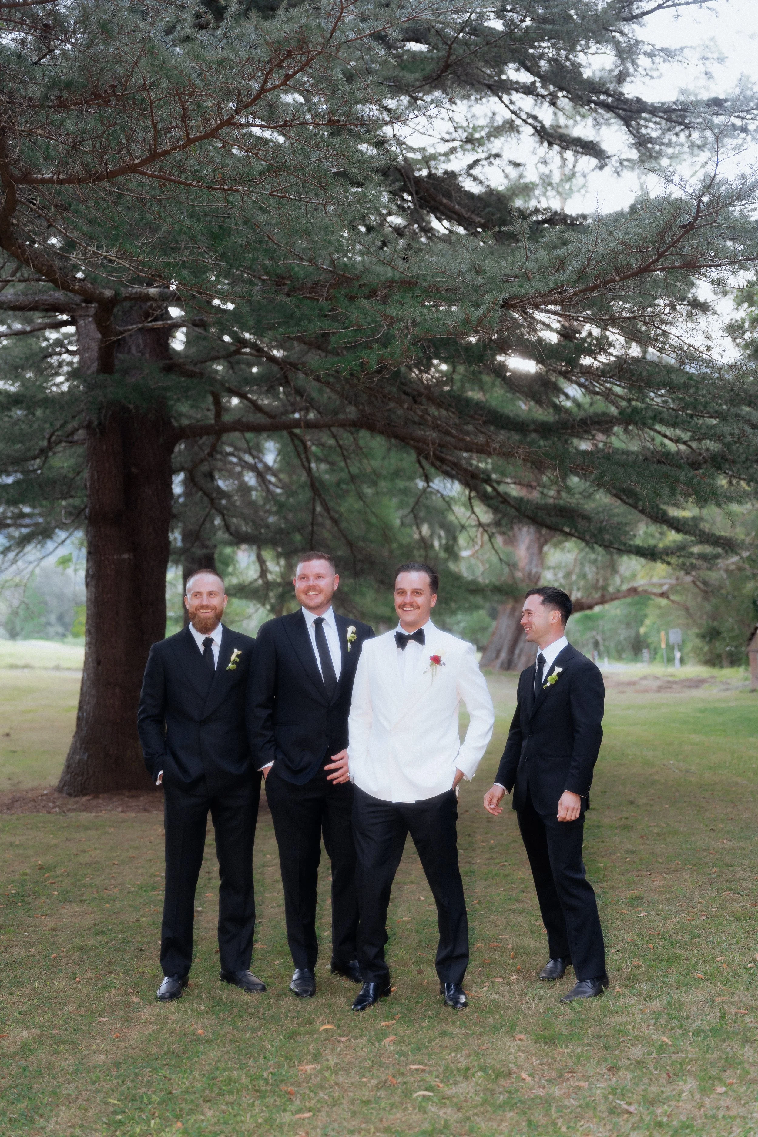 Chic modern bridal party bouquet at The Lodge Jamberoo