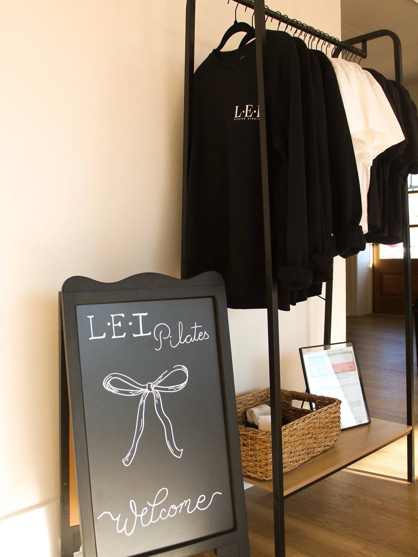 Fridays are for reformers!! ✨ 

Our new LEI merch just hit the studio &mdash; grab yours before it&rsquo;s gone!

Don&rsquo;t forget to bring your mat to Avenue Axe this weekend &mdash; we&rsquo;ll see you there for some movement + margs! 🩷