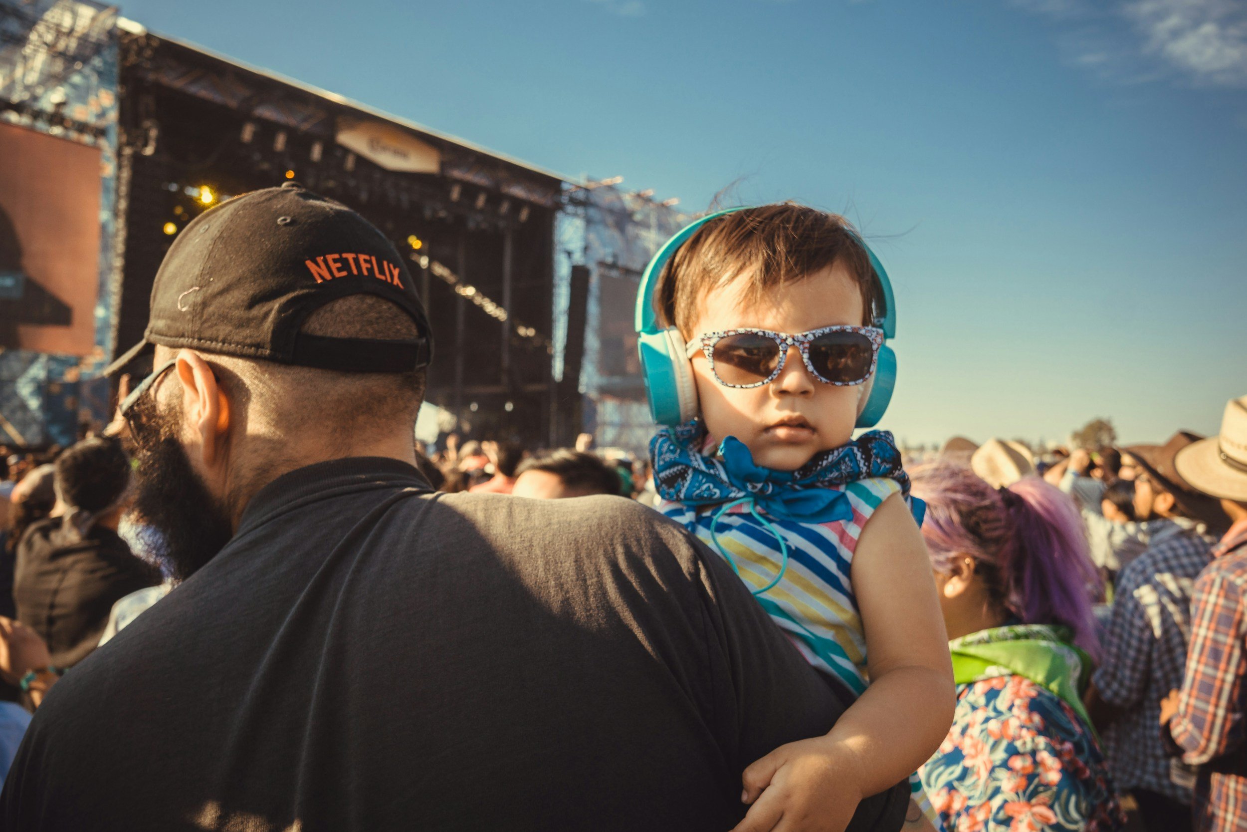 Guide to Navigating Outdoor Events with Toddlers