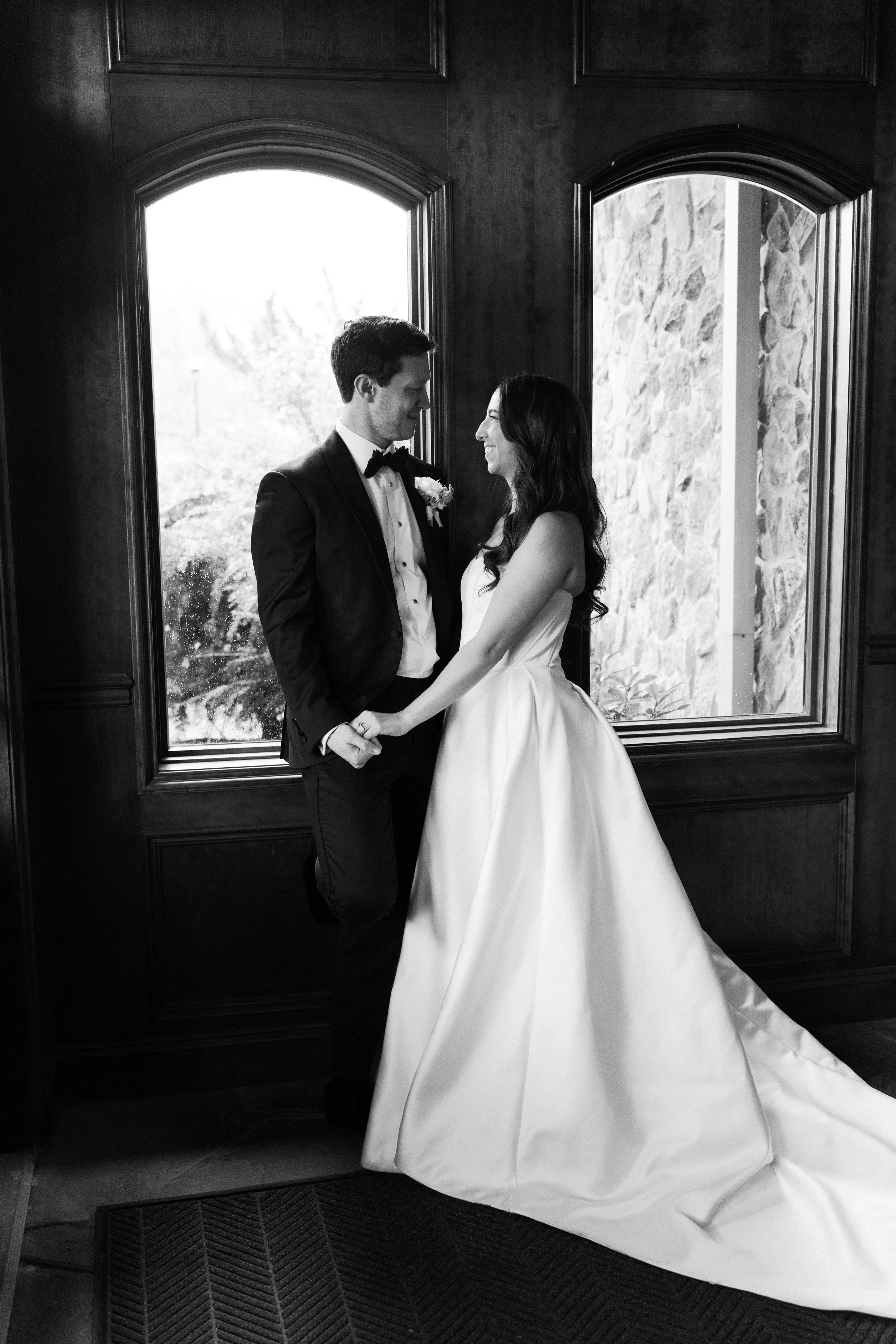 HoltzPhotography_Kyra&Zack_TheCouple_0084.jpg