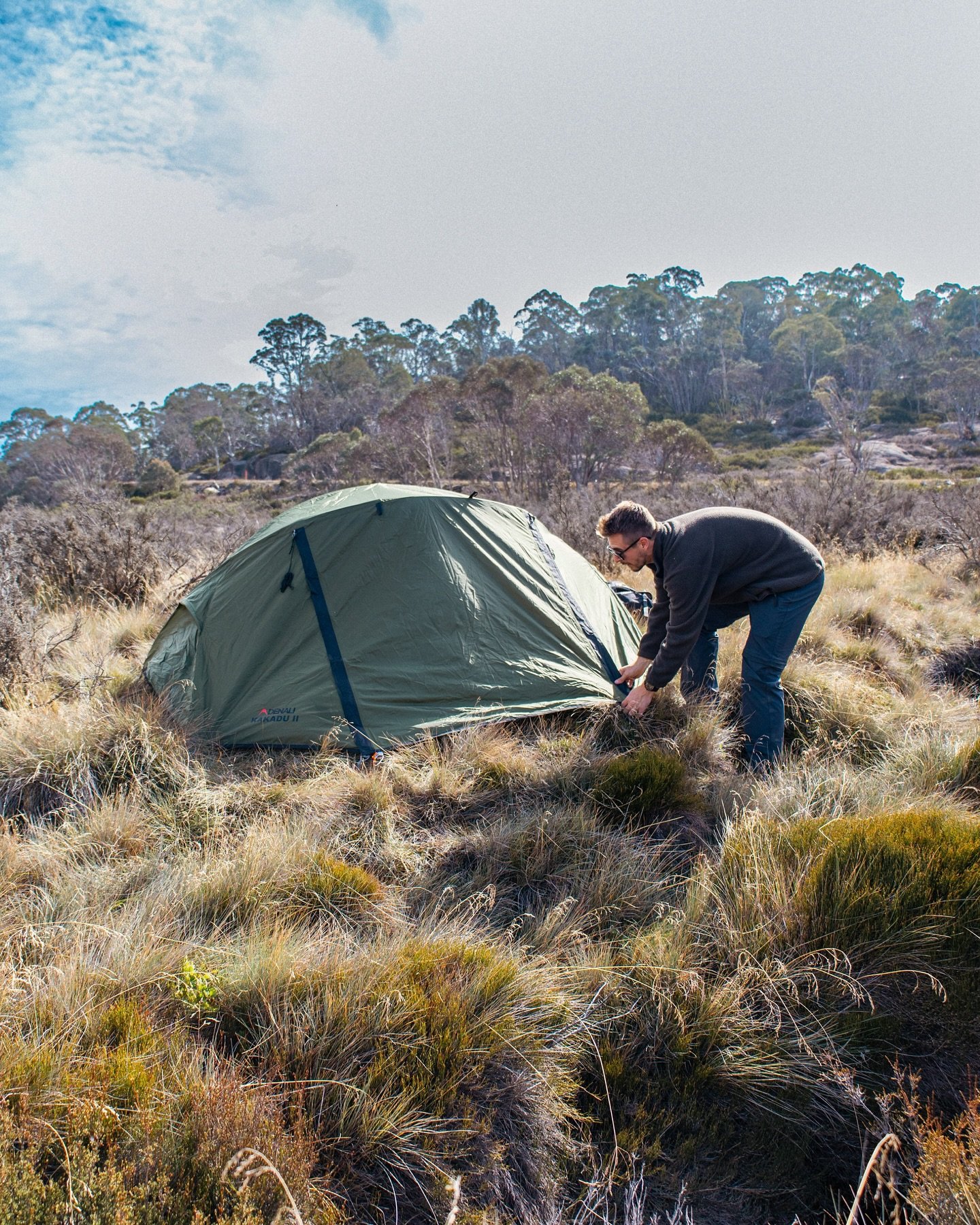 Built for the Wild. Captured by Us. 🏔️🎥
We took the Denali Kakadu II into the wild and created a spec ad that showcases what this tent is made for rugged adventures and reliable comfort under the stars.
This project was all about blending story