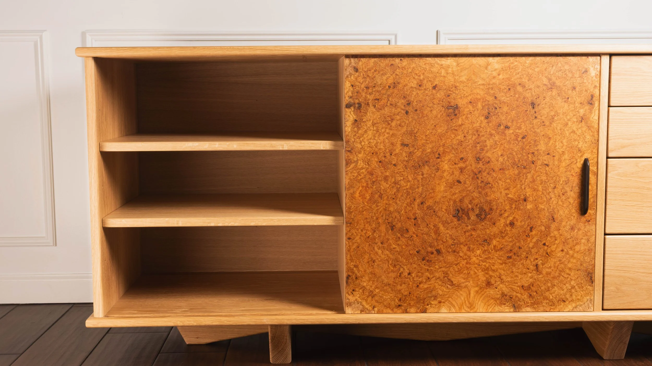 credenza-5.jpg