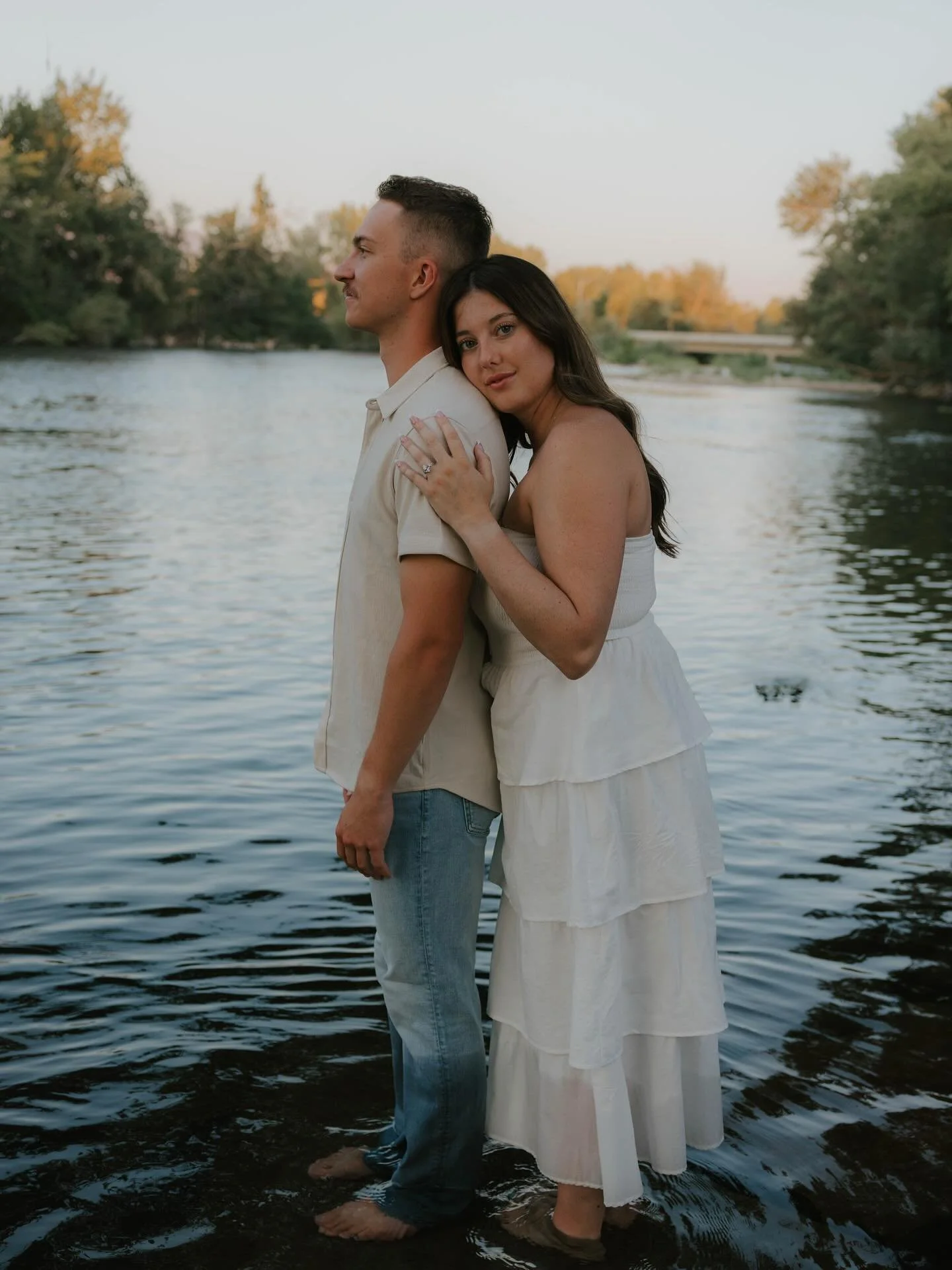 A summer kind of love 🐚🩵

Jadenn Messick
Photographer
208-370-8747

#engagement  #engagmentphotography  #boiseengagementphotographer #idahoweddingphotographer #rockymountainbride #boiseweddingphotographer #weddingphotography #weddingday #weddingdet