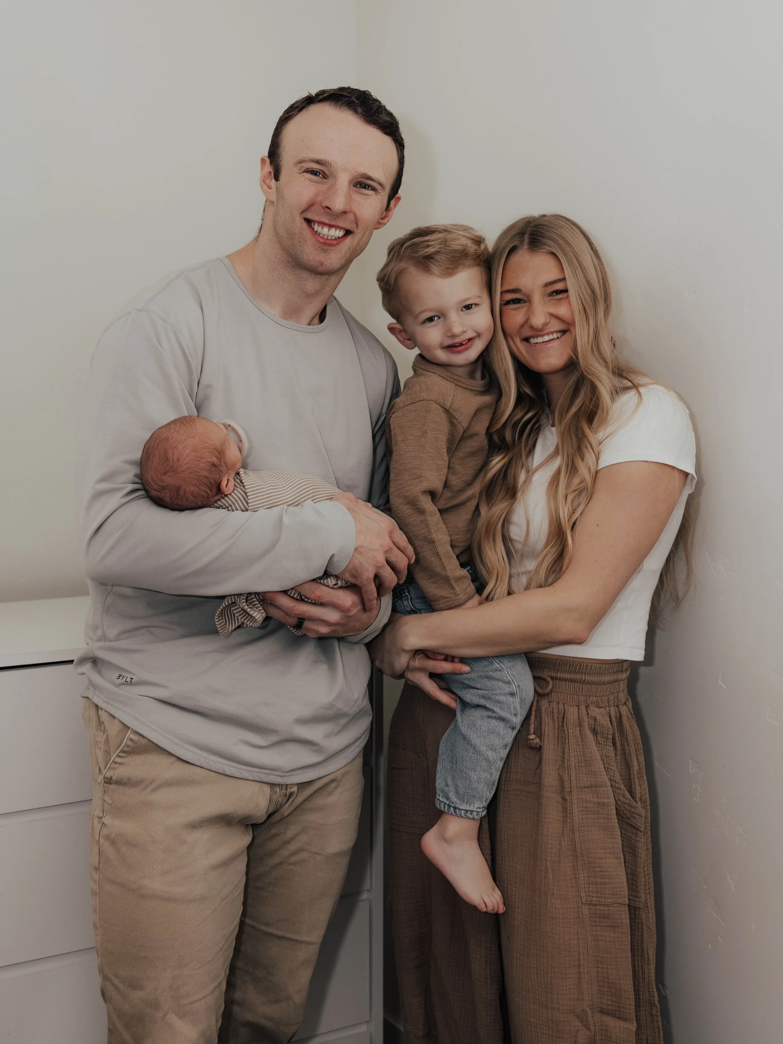Documenting families as they grow is always so special to me 🤍 Watching your stories unfold and preserving these moments is truly one of my favorite parts of what I do! 

Reach out to start planning your session and preserve this moment of time! 🤍
