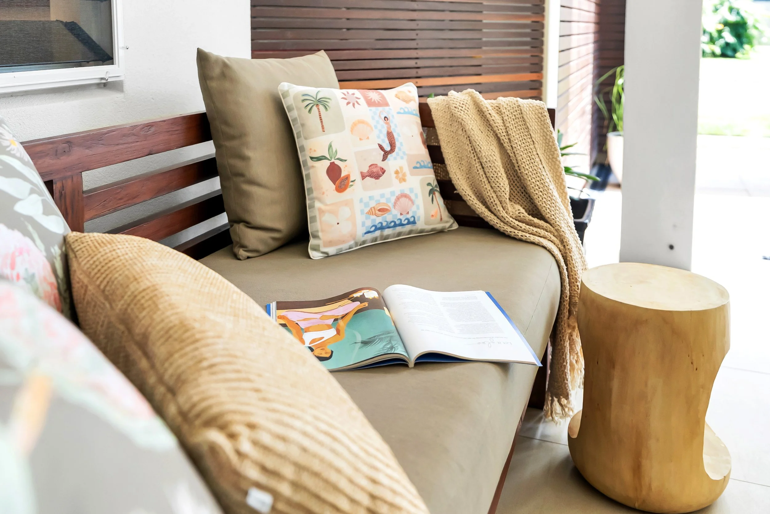 The daybed offers another spot to unwide