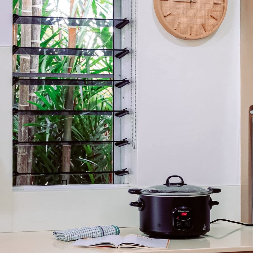 Holiday meals should be easy (try our slow-cooker recipe book)