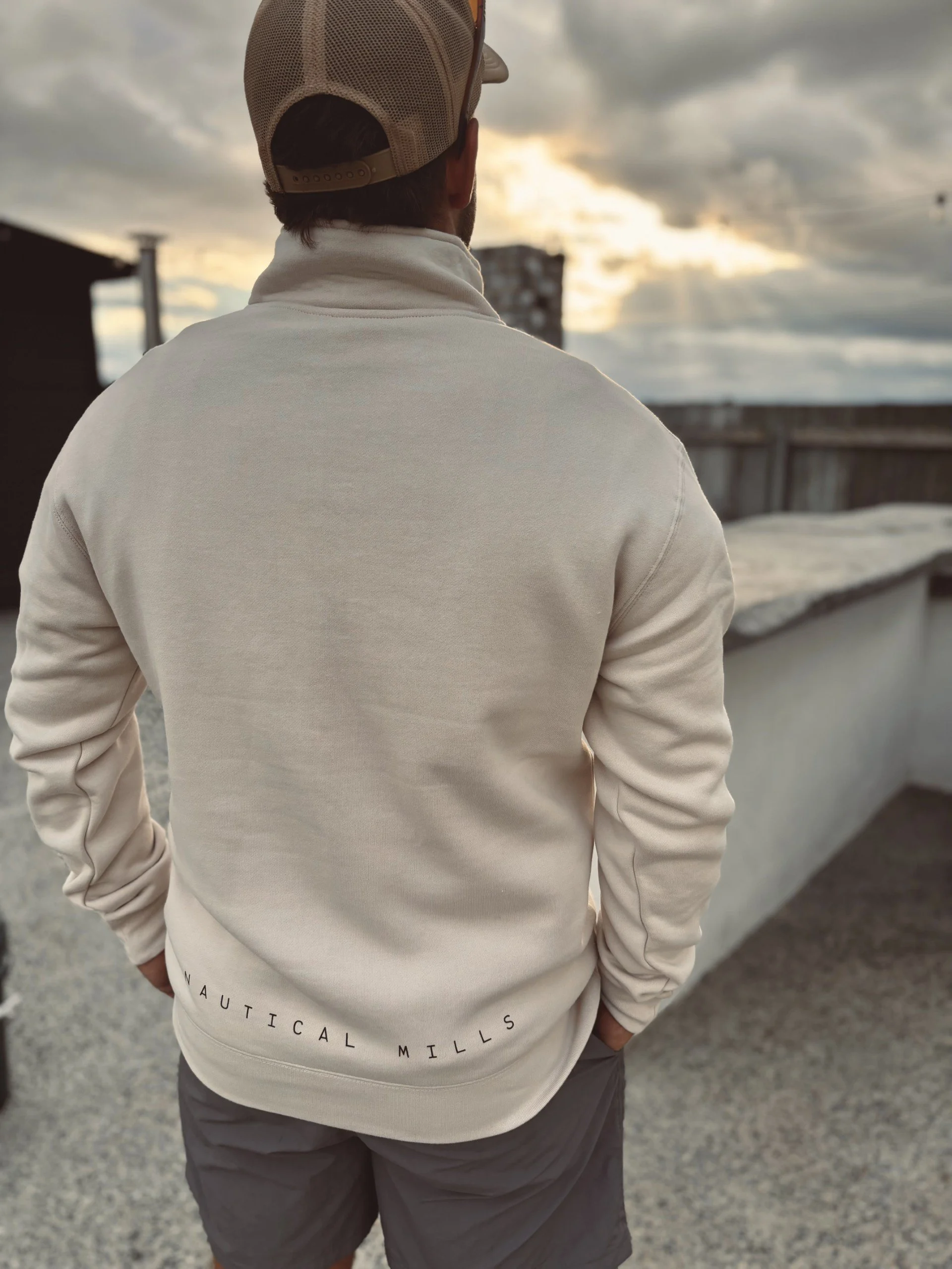 Stencil Half Zip Crew (Bone)