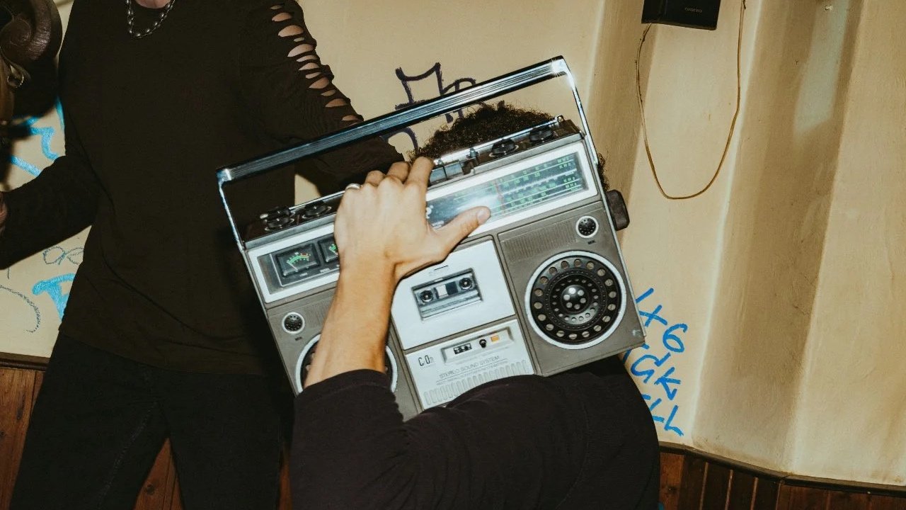 Case Study: The Industry Still Thinks Fans Are a Byproduct to an Artist