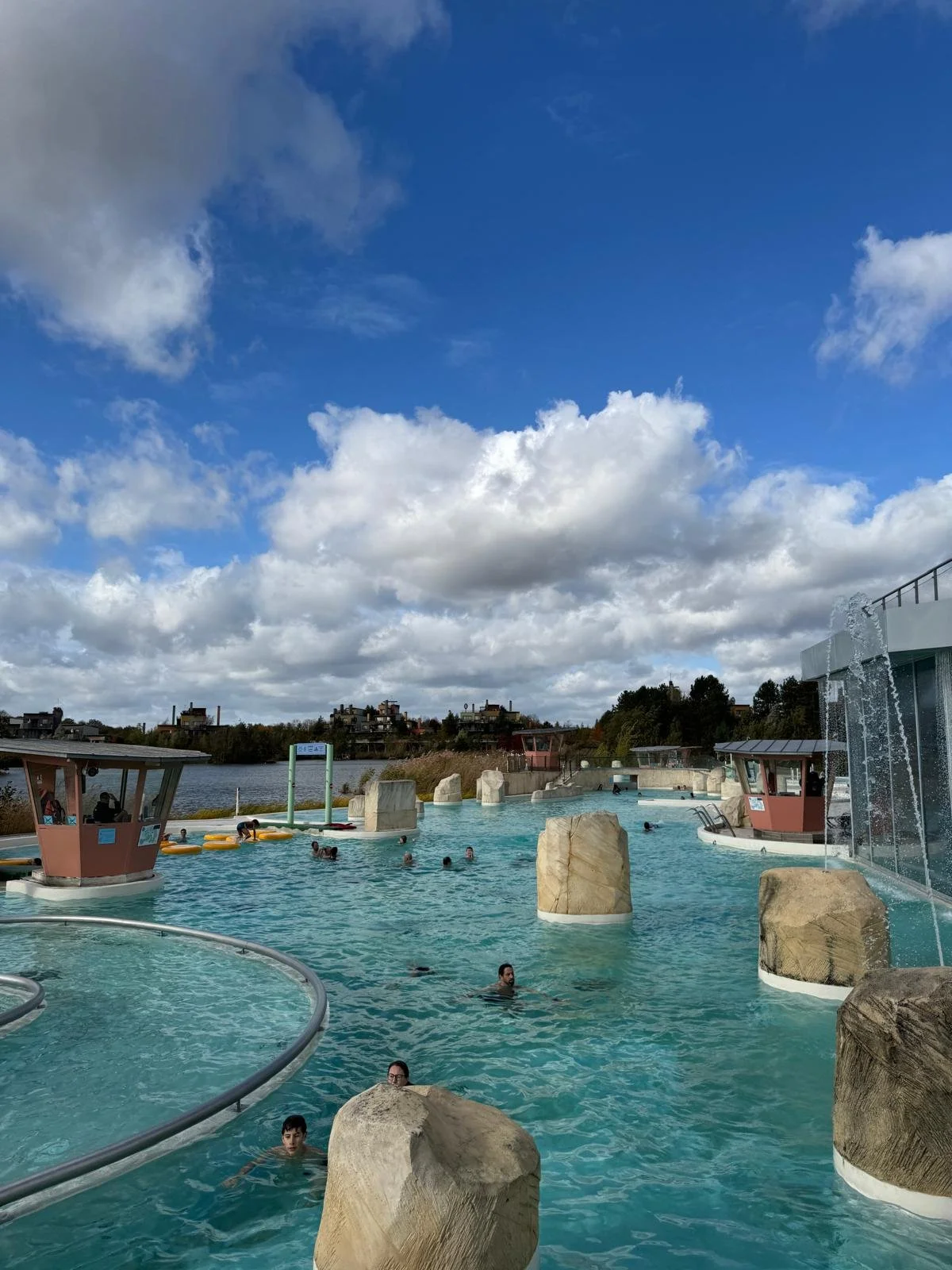 Aqua Mundo, Swimming at French Center Parcs, Les Villages Nature Paris