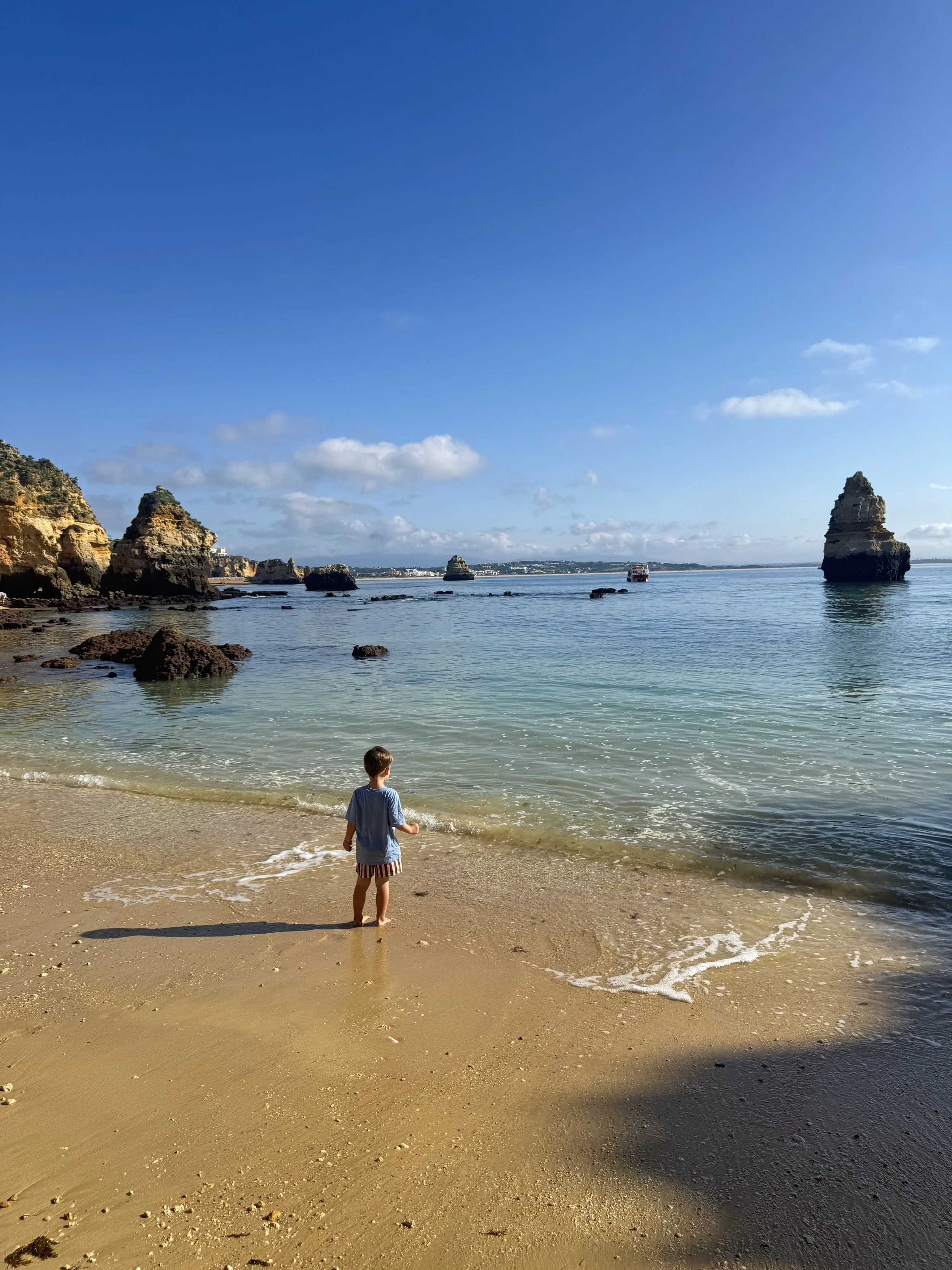 Praia do Camilo, Algarve with Kids