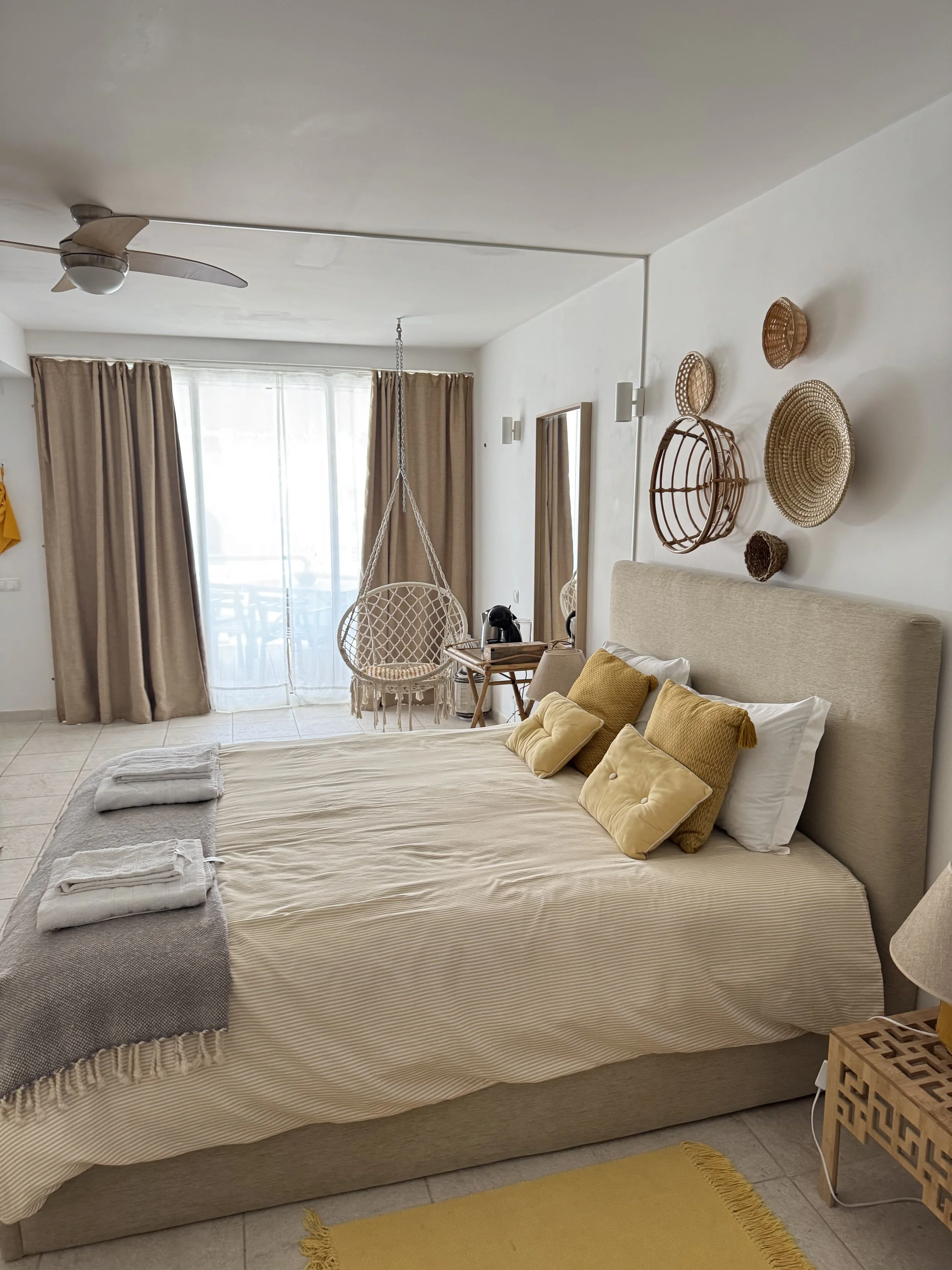 Airbnb at the Golden Club, Cabanas