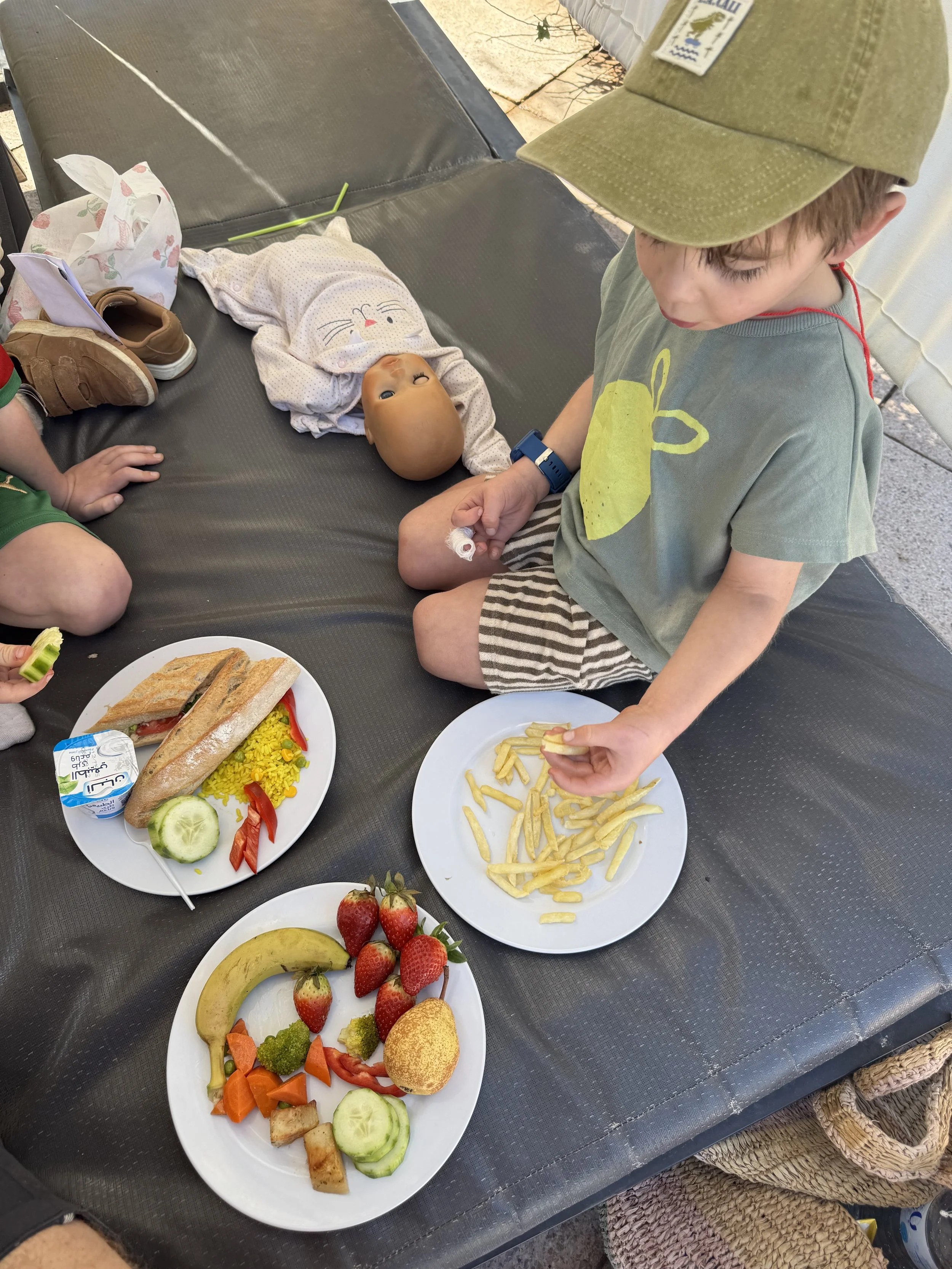 Snack Bar Food, Kenzi Club Agdal Medina, Resort Review, Marrakech with Kids