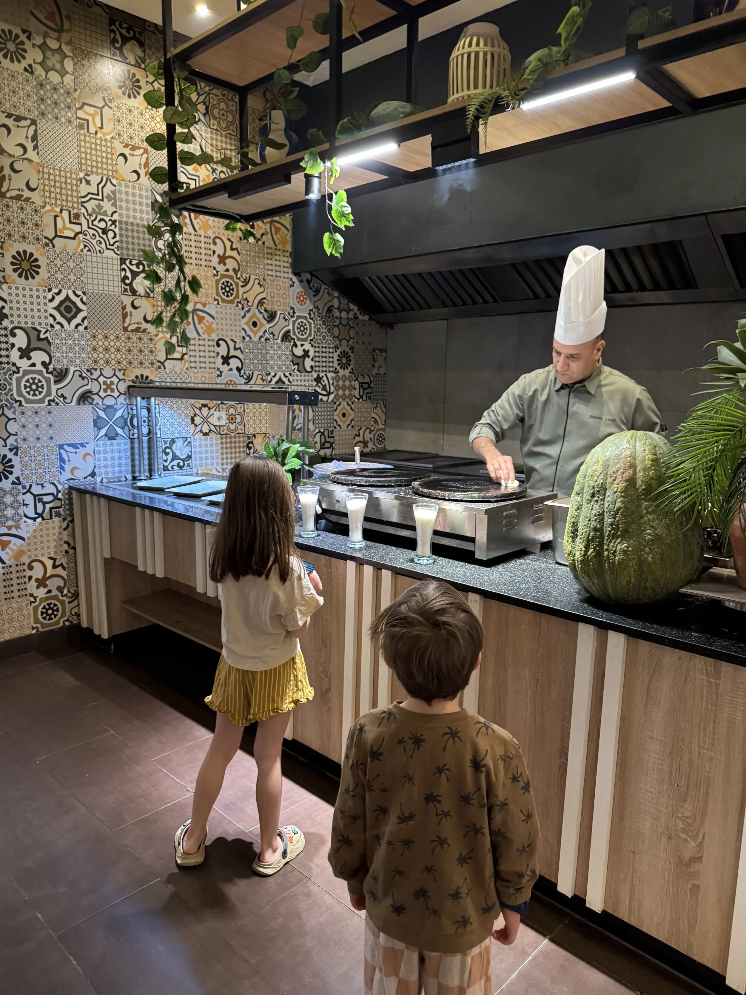 Pancake chef, Kenzi Club Agdal Medina, Resort Review, Marrakech with Kids