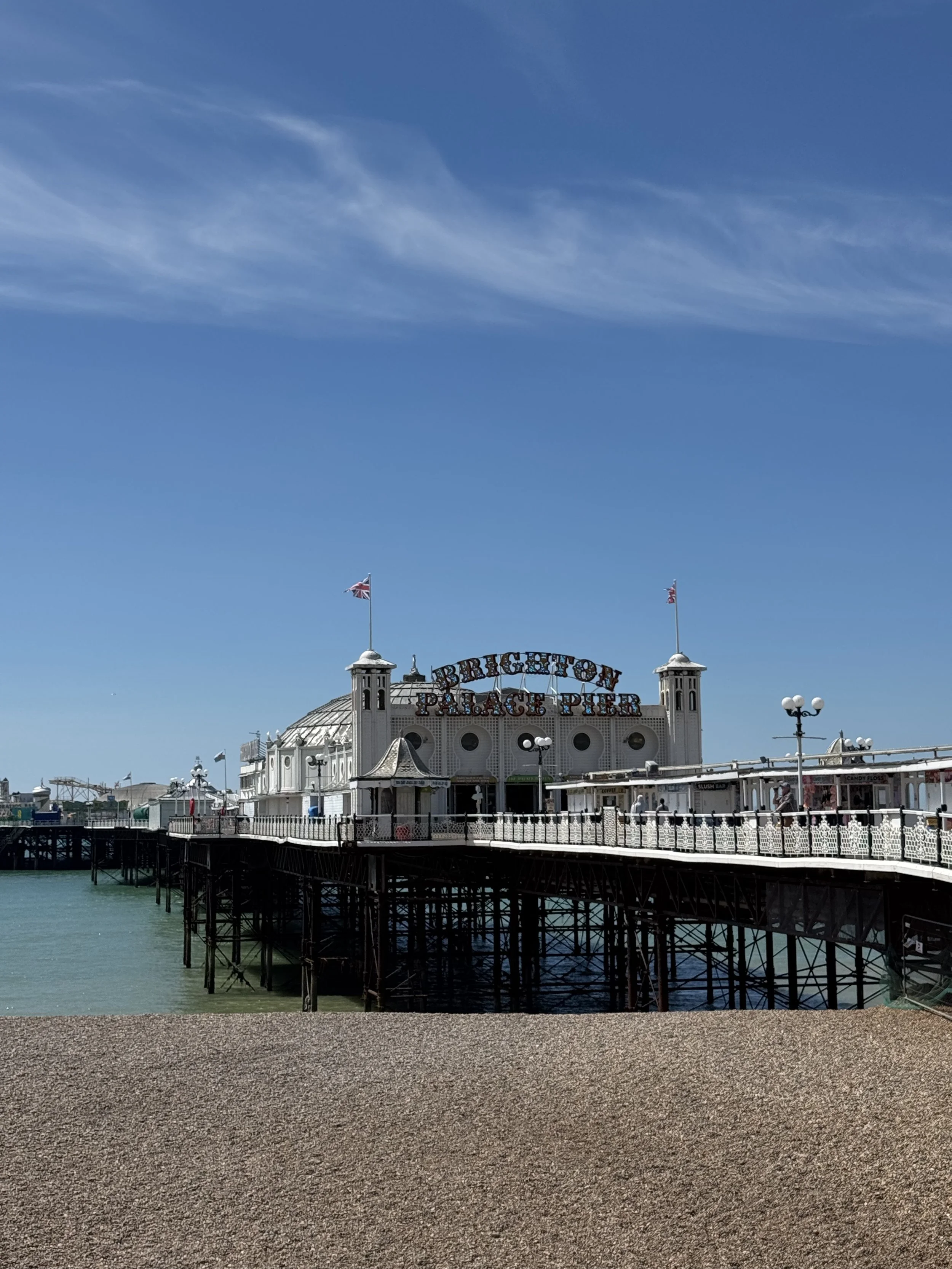 no-124-brighton-seafront-hotel-pier