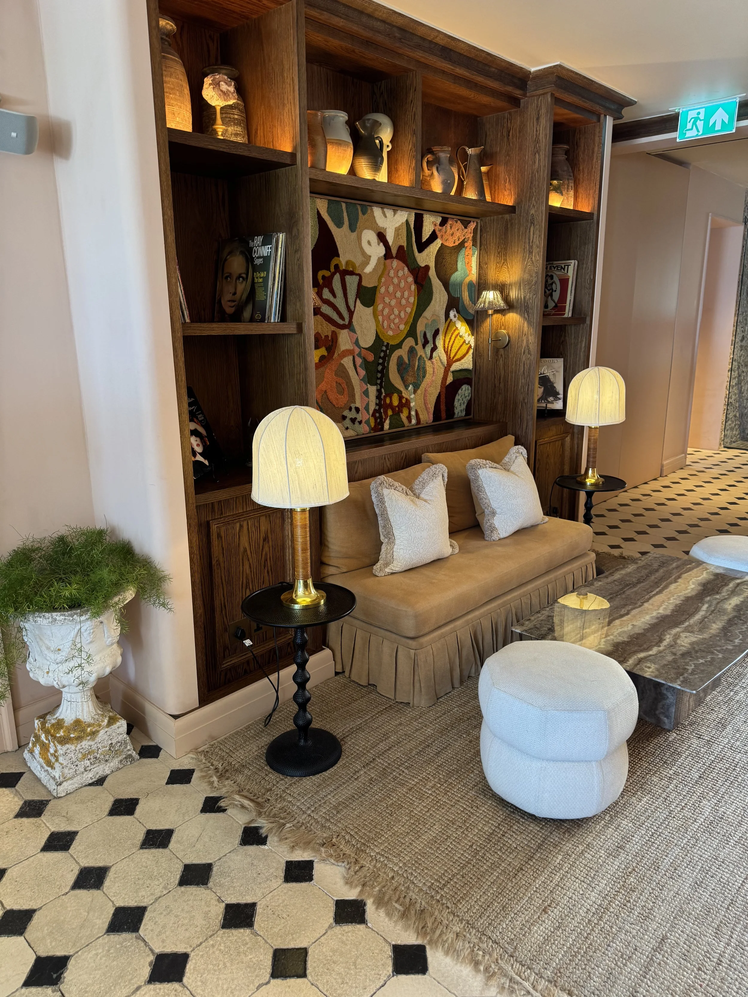 no-124-brighton-seafront-hotel-interiors